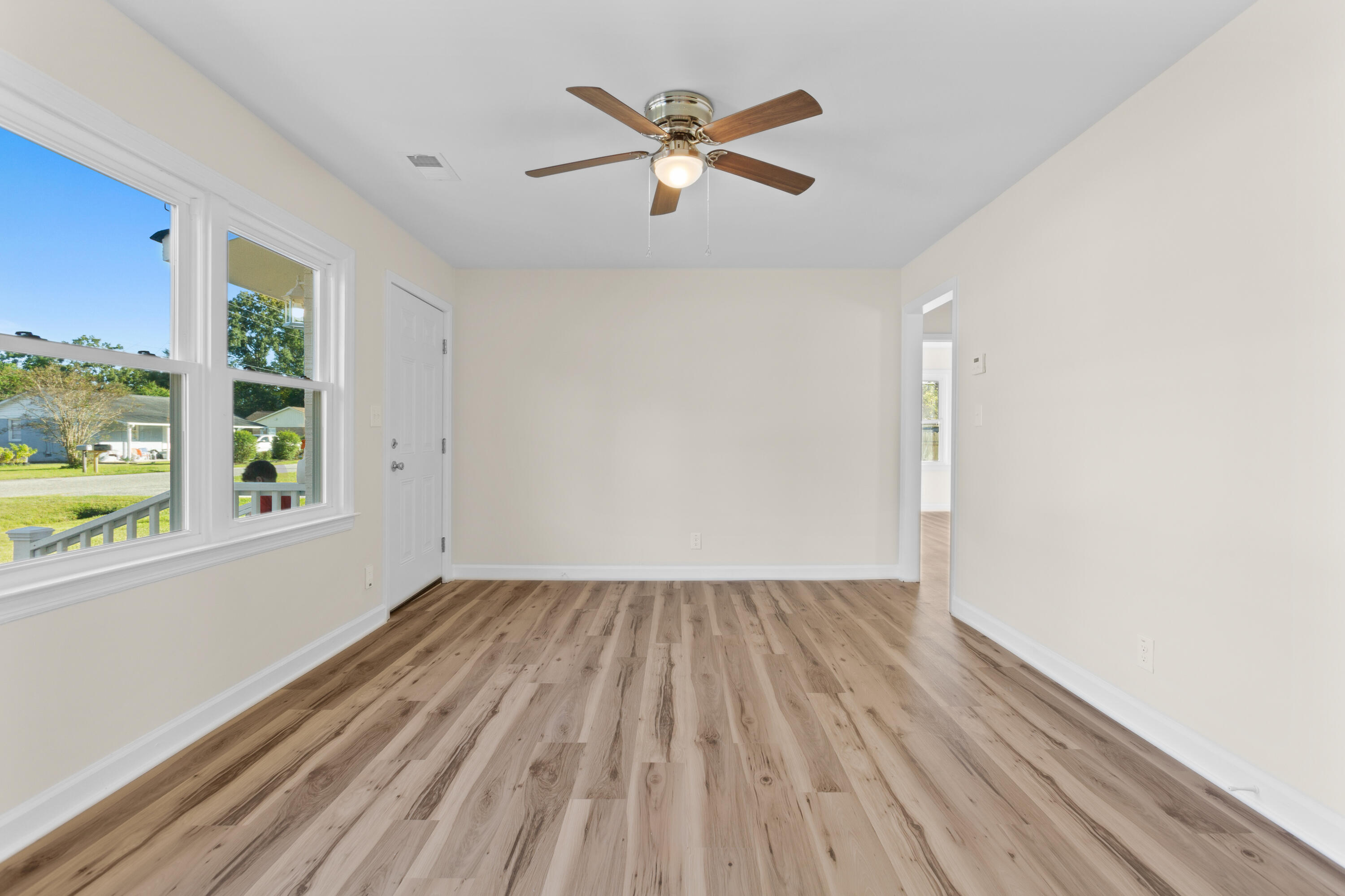 435 Anita Drive, Goose Creek