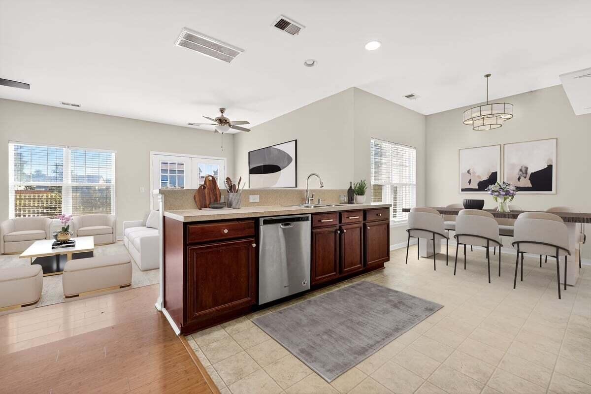 8212 Little Sydneys Way, North Charleston