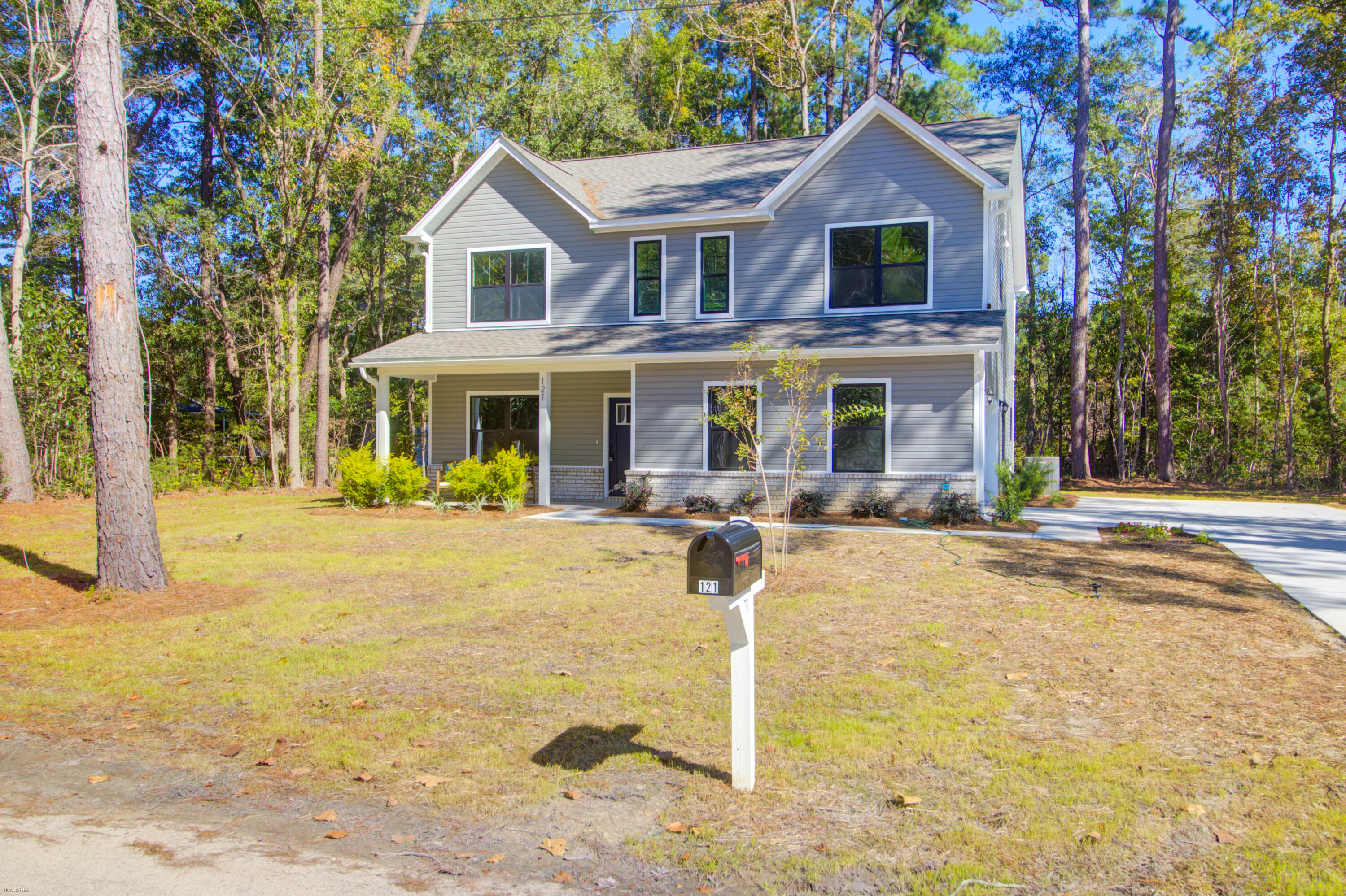 121 Mary Ann Drive, Summerville