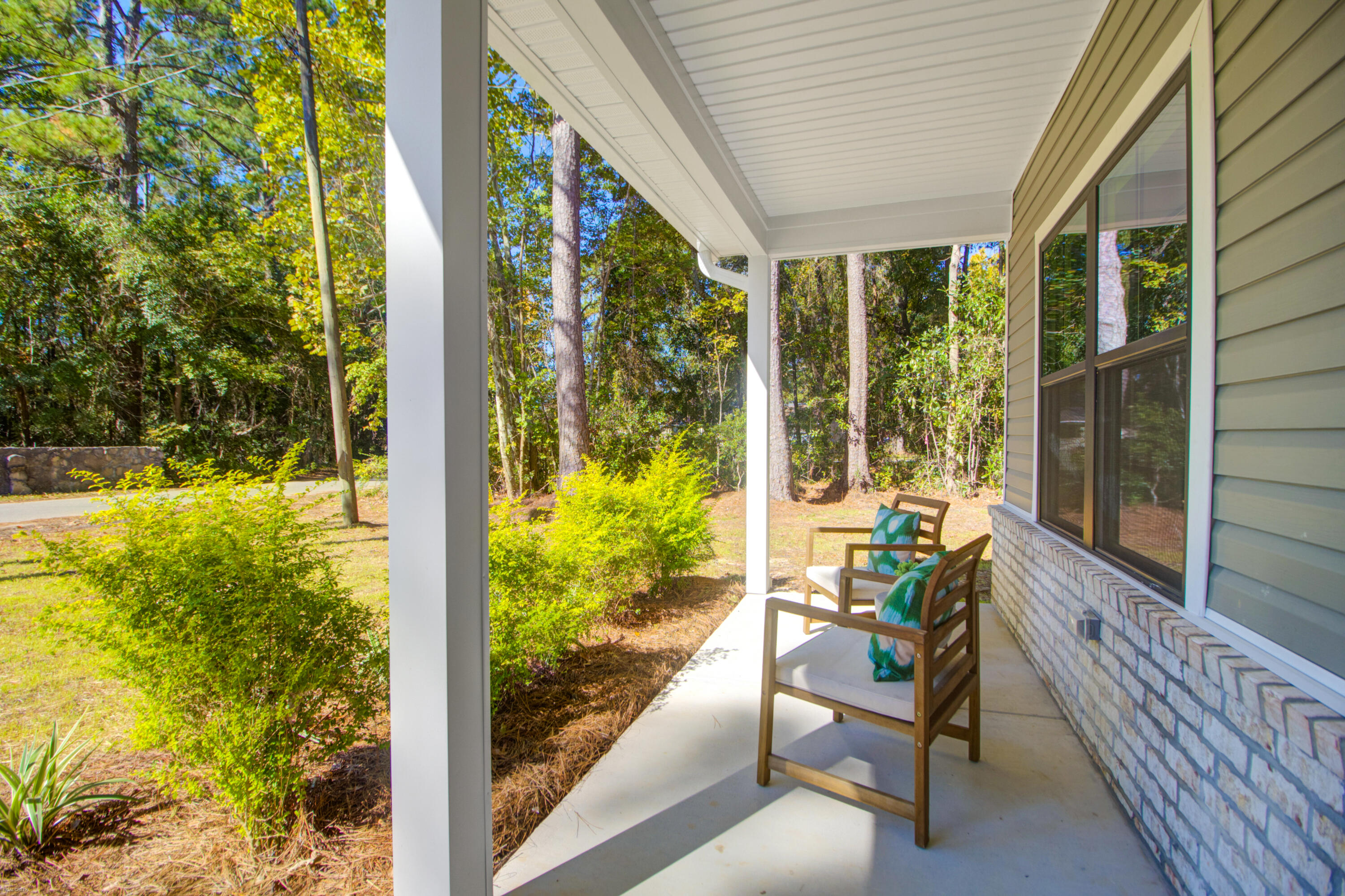 121 Mary Ann Drive, Summerville