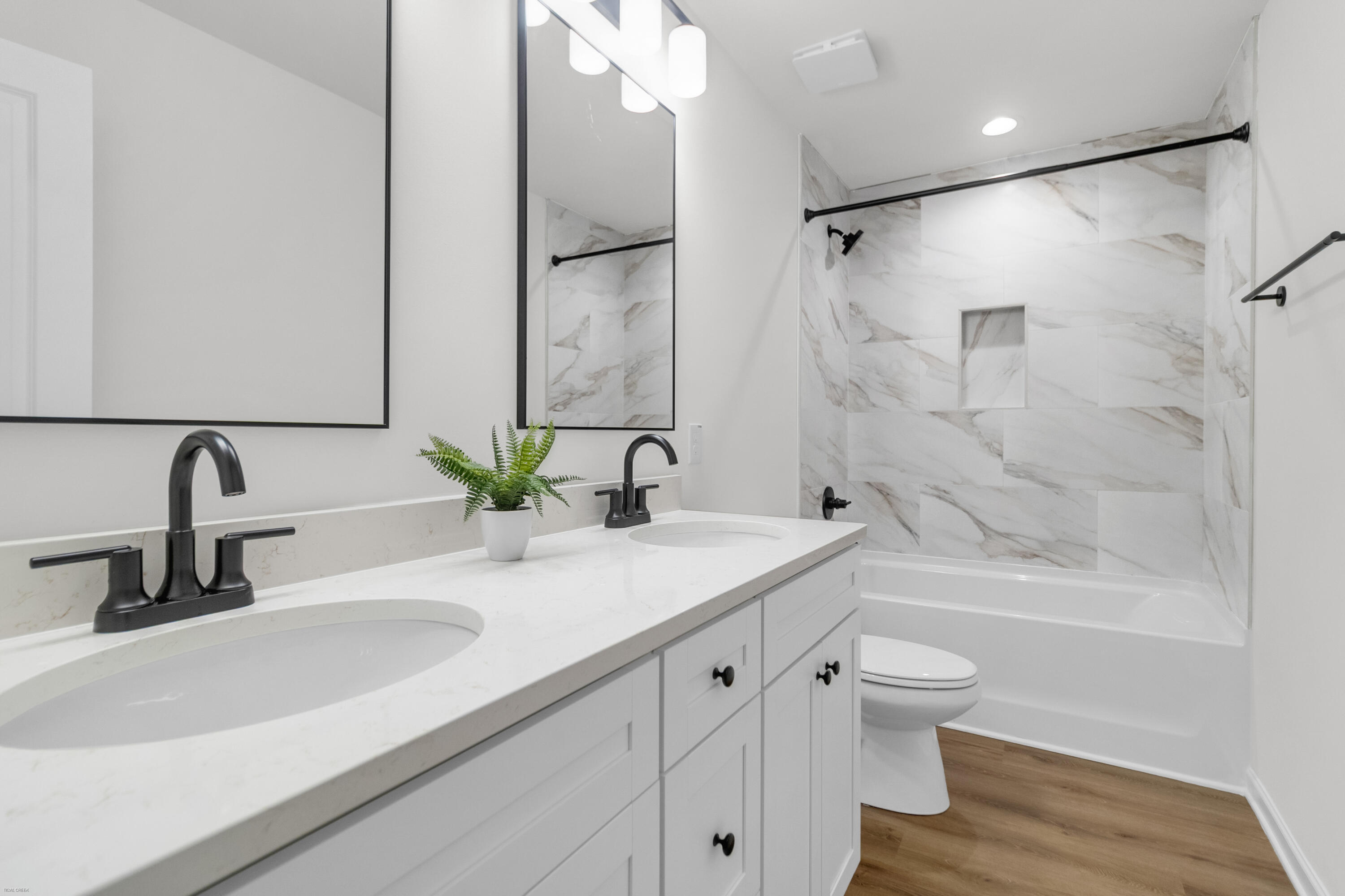 121 Mary Ann Drive, Summerville