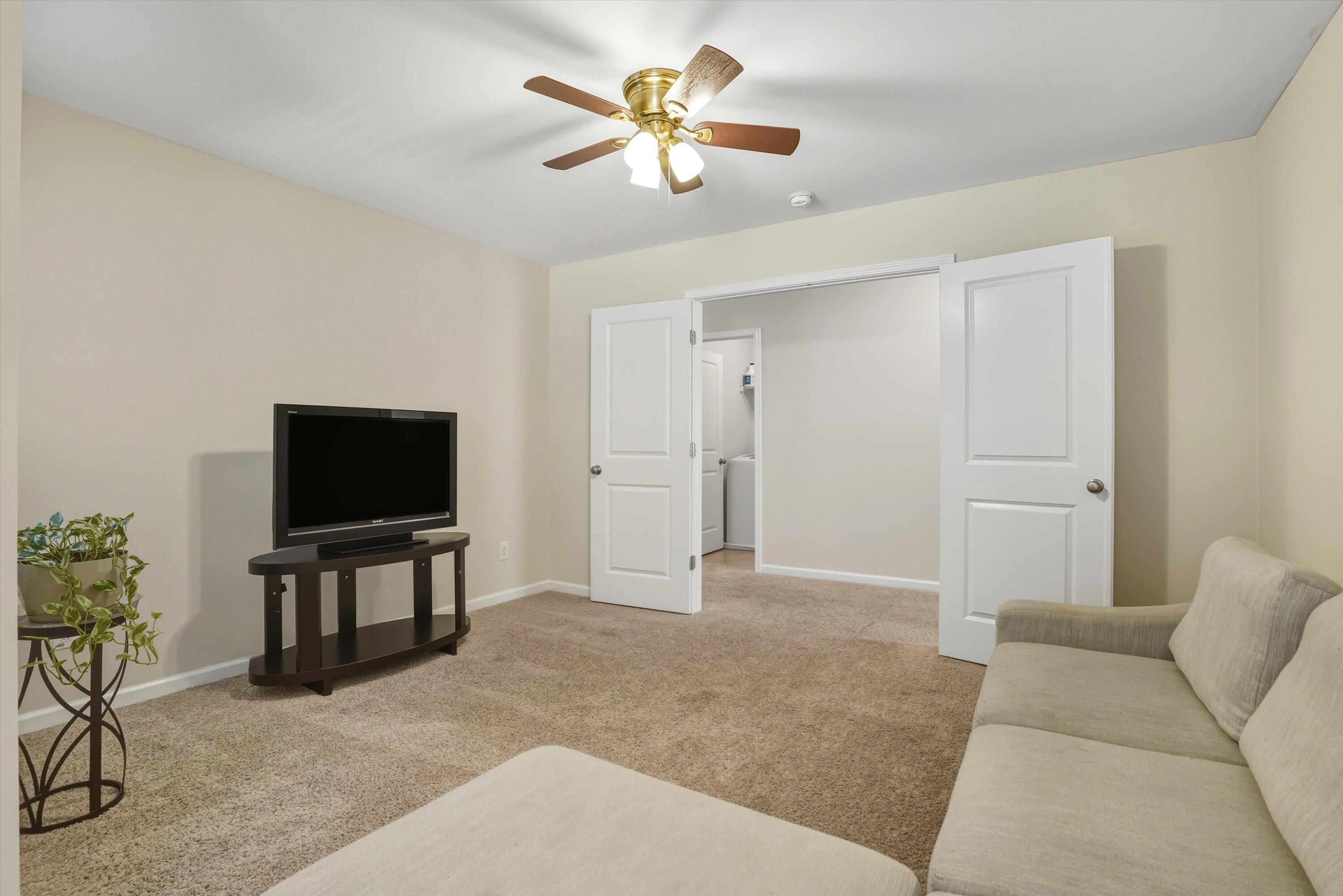 5449 Kings River Drive, North Charleston