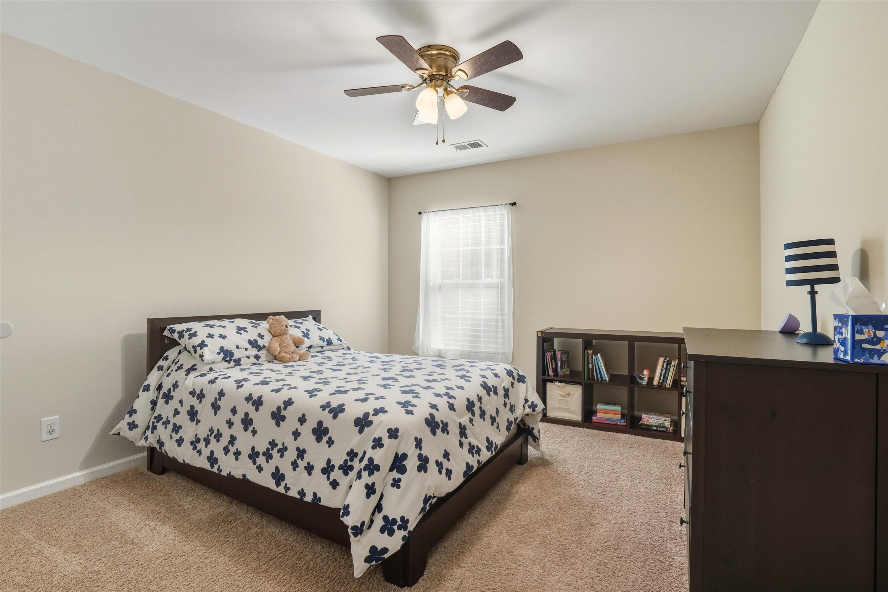 5449 Kings River Drive, North Charleston