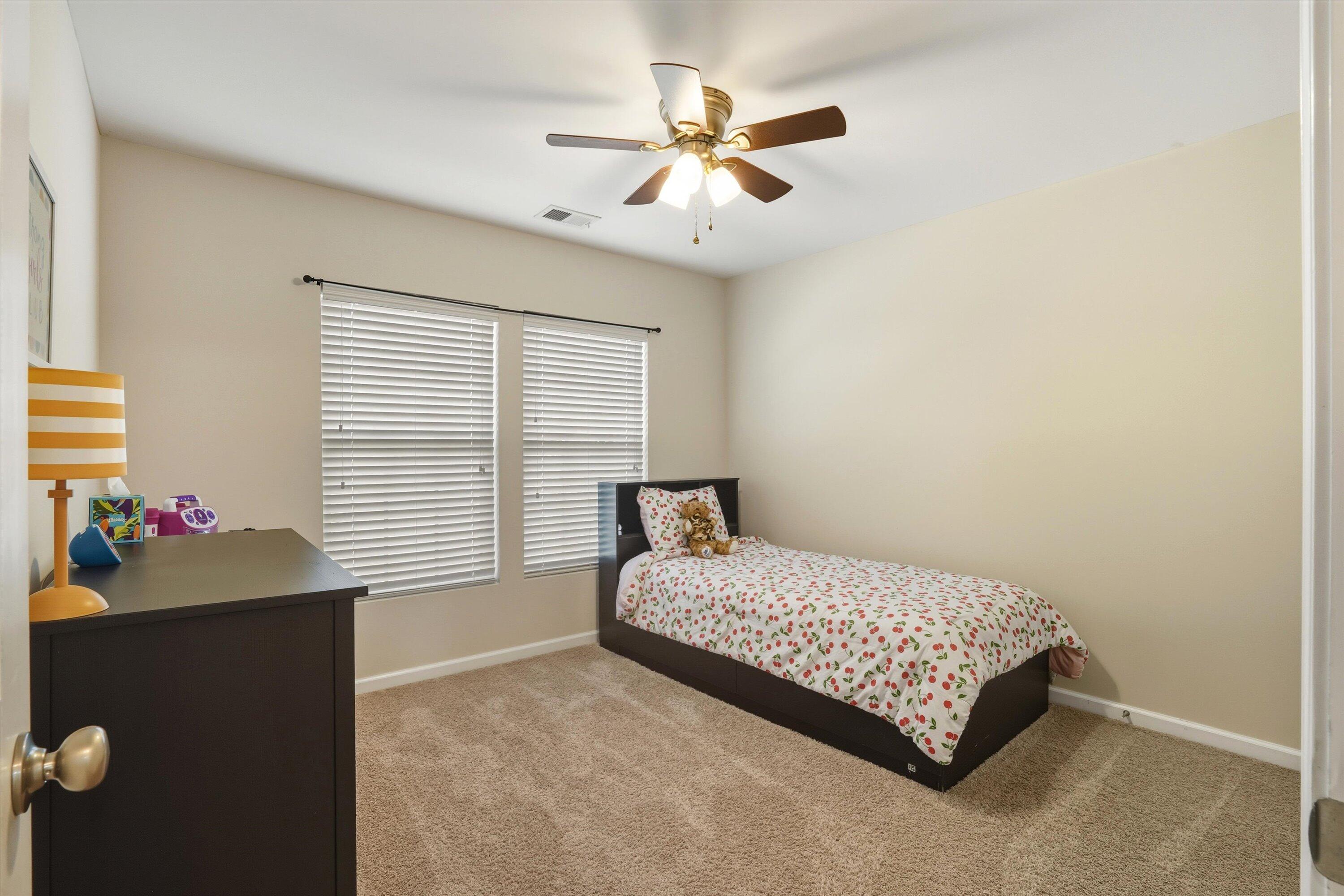 5449 Kings River Drive, North Charleston