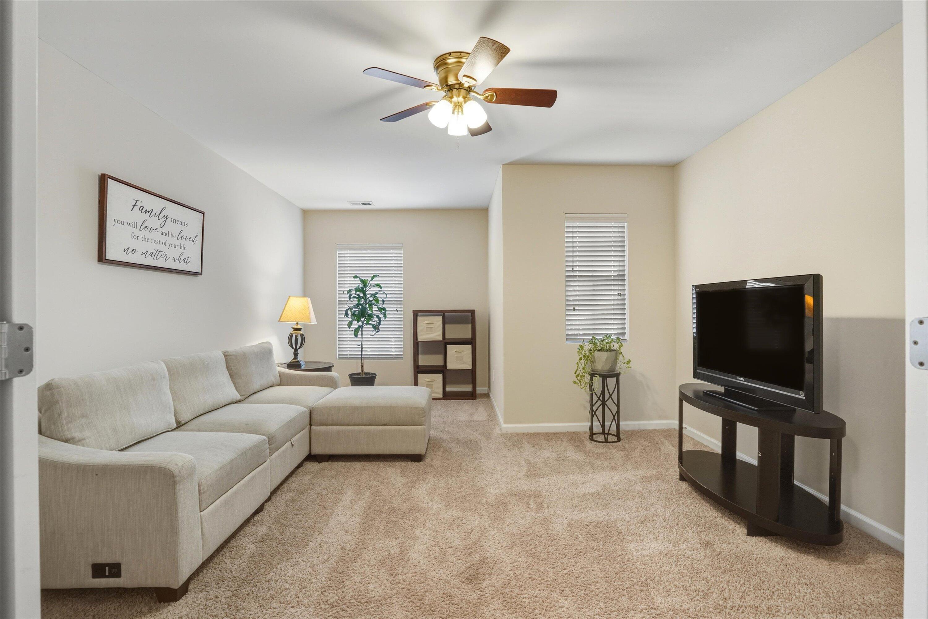 5449 Kings River Drive, North Charleston