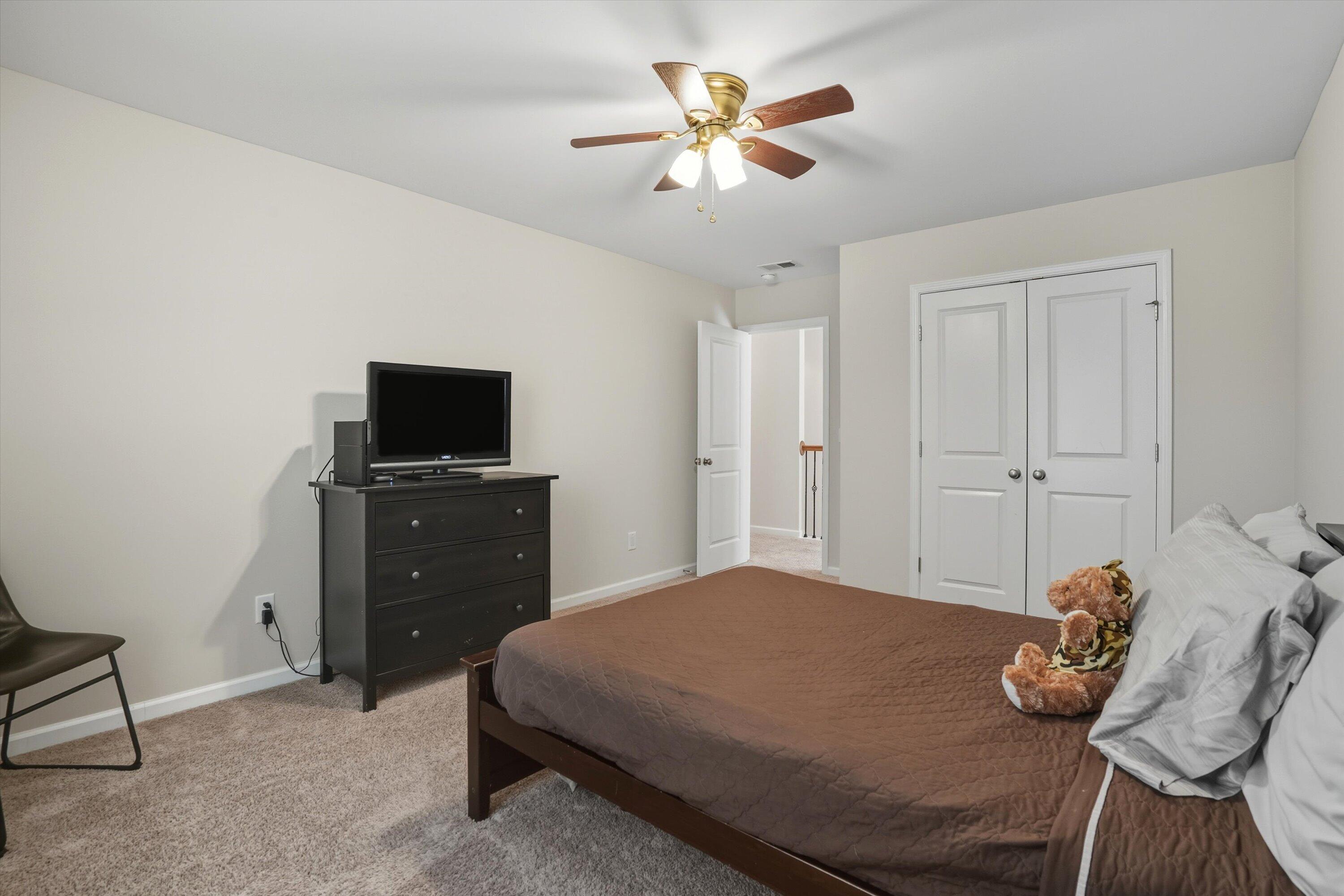 5449 Kings River Drive, North Charleston