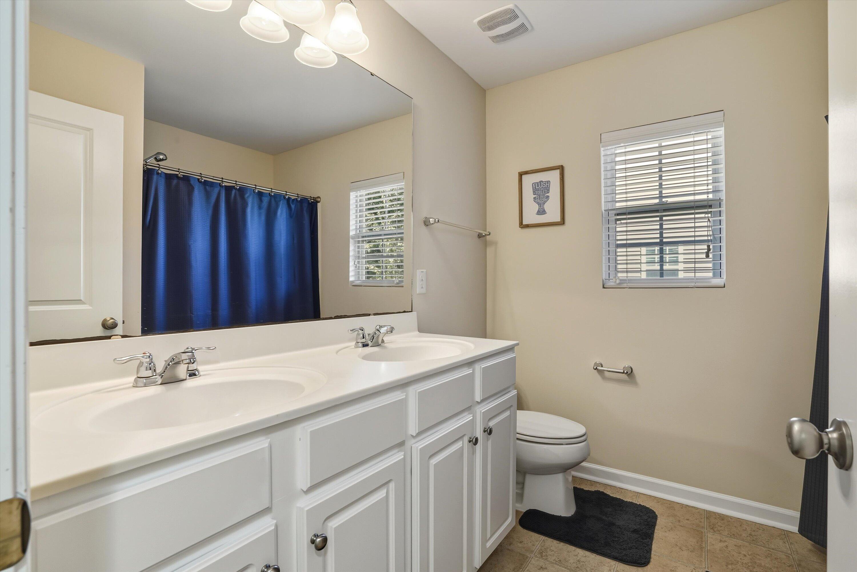 5449 Kings River Drive, North Charleston