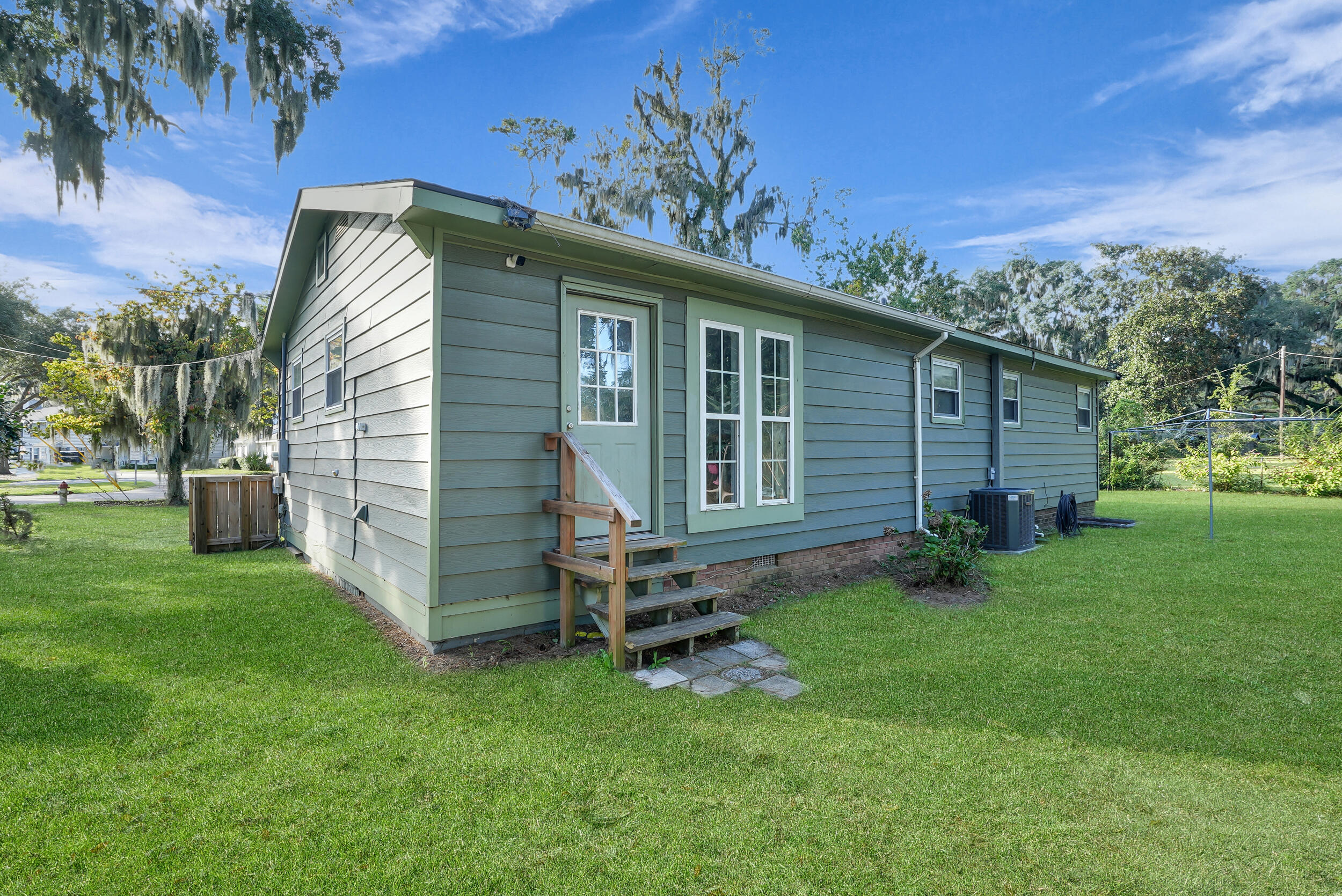1109 Old Trail Road, Beaufort