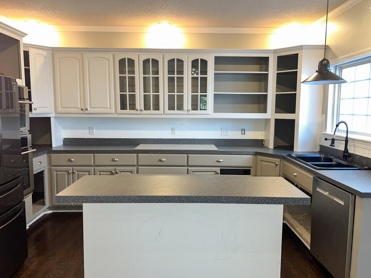 100 Sutton Lane, Goose Creek