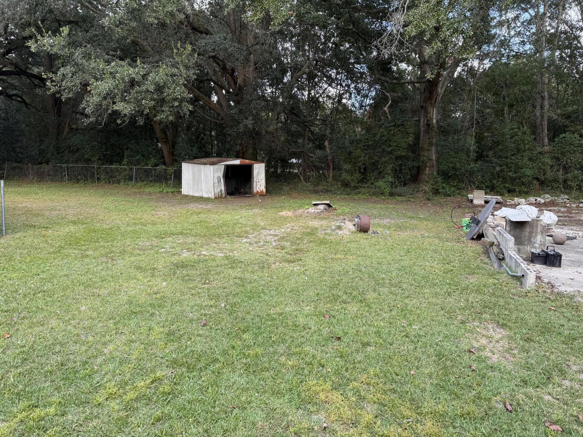 126 Gilleys Court # 112, Summerville Unit: 126 & 112