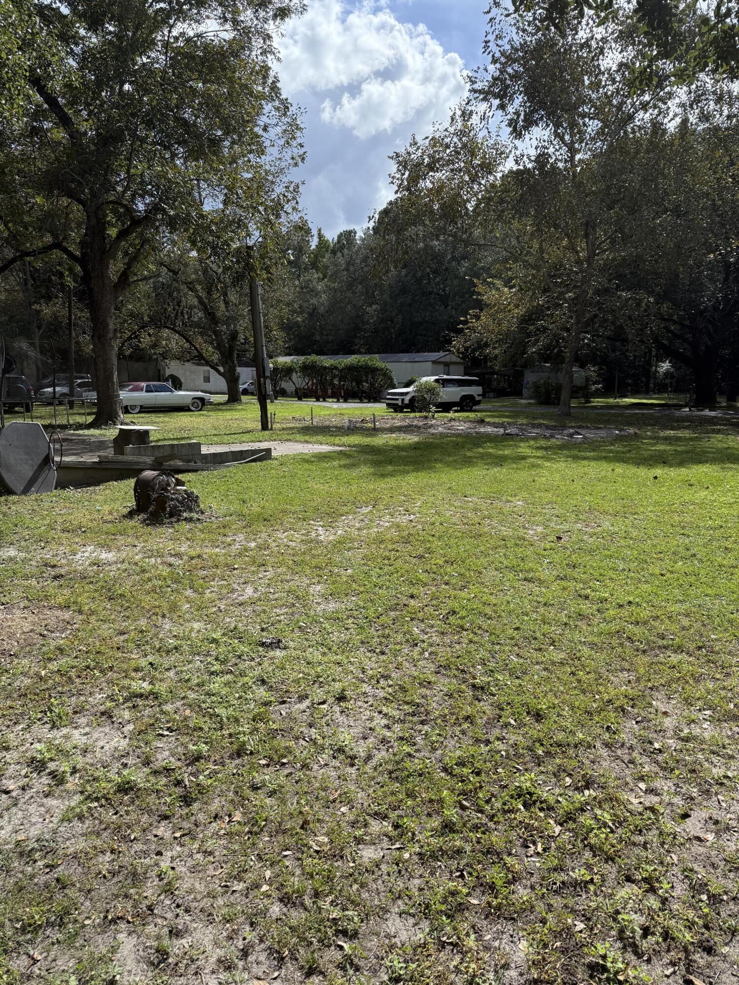 126 Gilleys Court # 112, Summerville Unit: 126 & 112