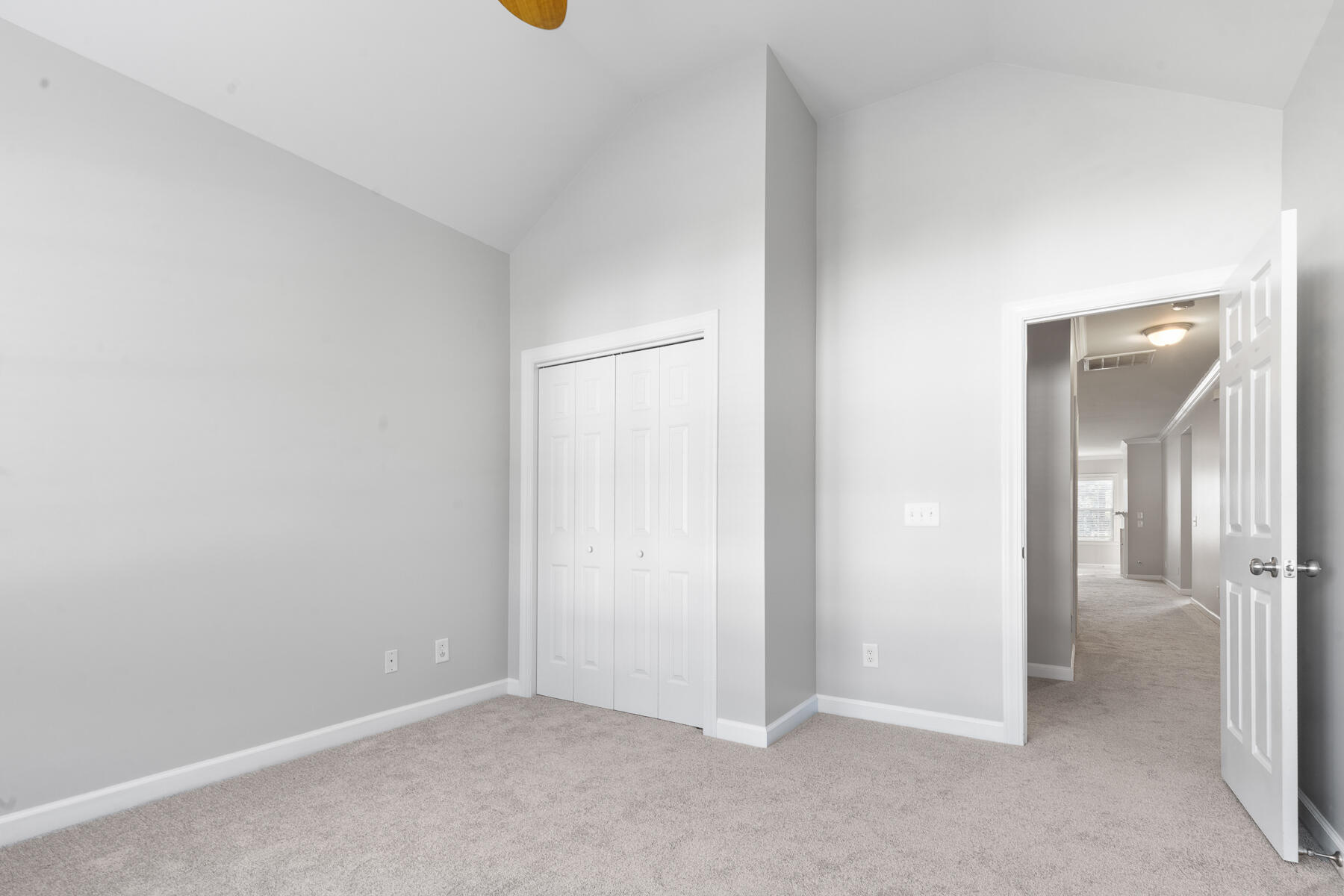 184 Golf View Lane, Summerville