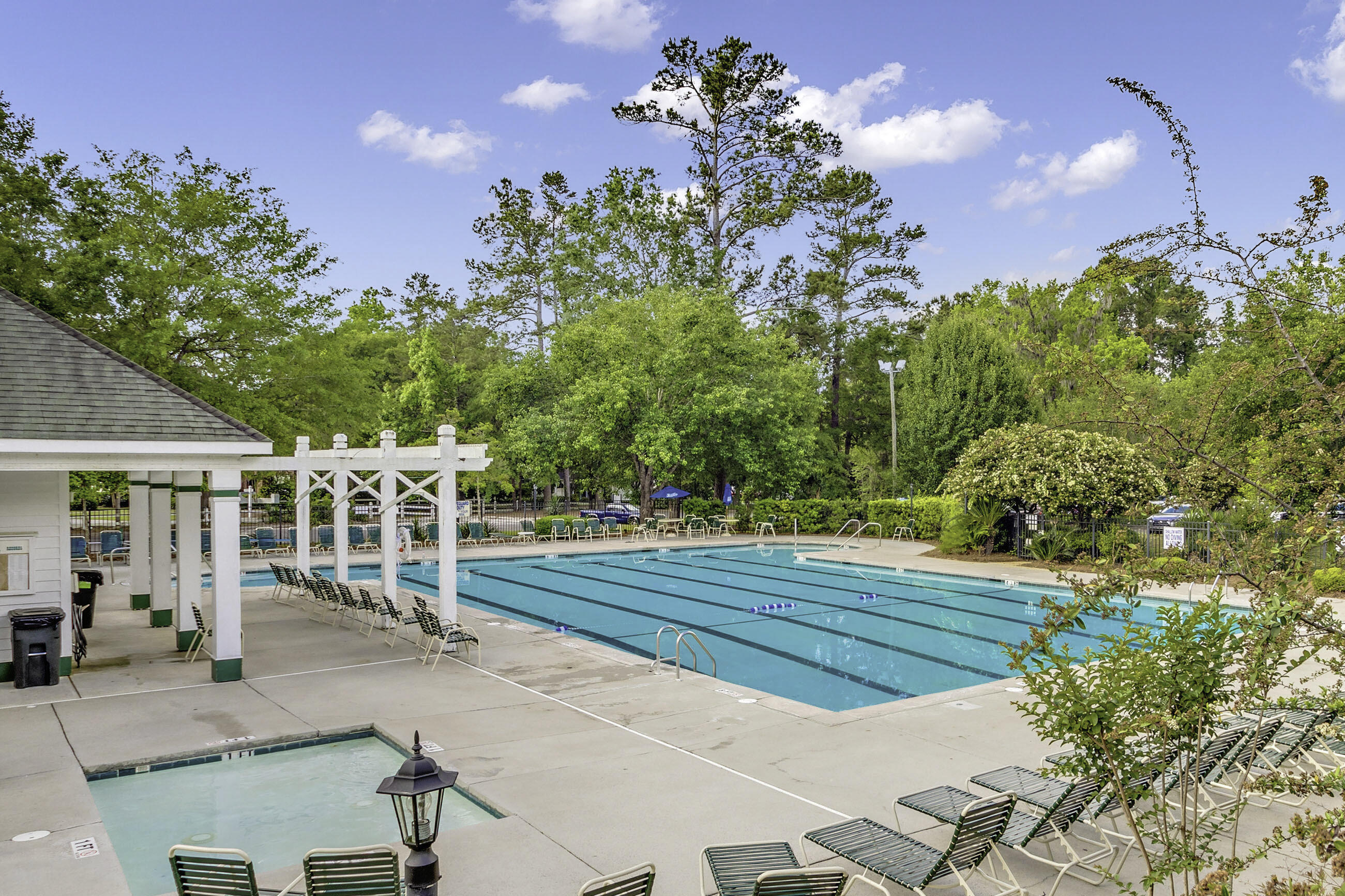 184 Golf View Lane, Summerville