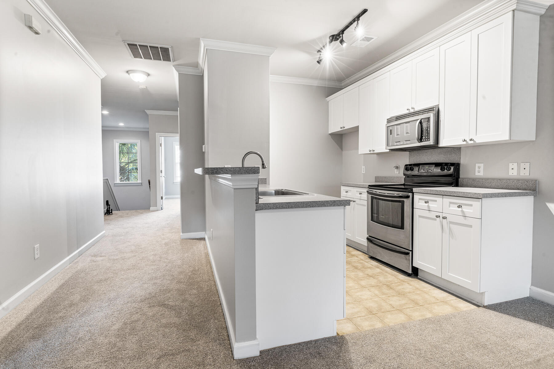 184 Golf View Lane, Summerville