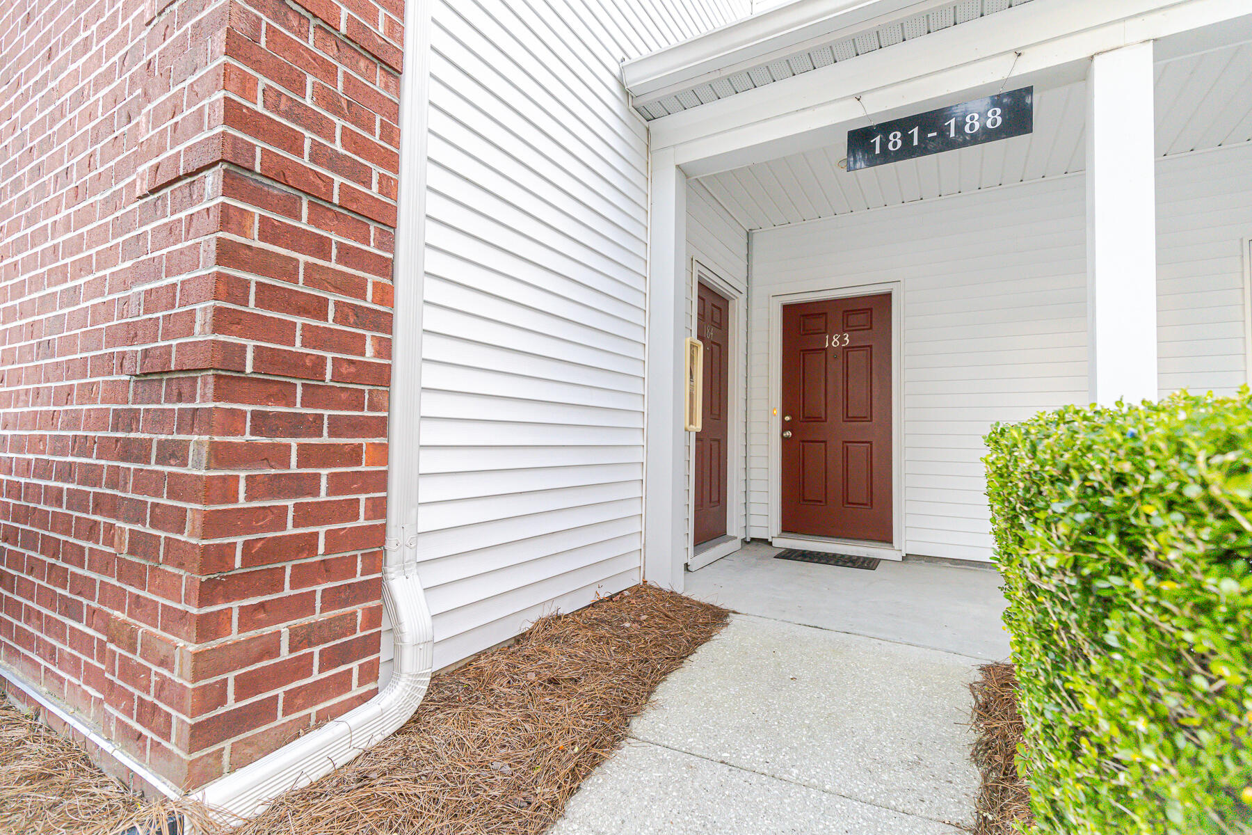 184 Golf View Lane, Summerville