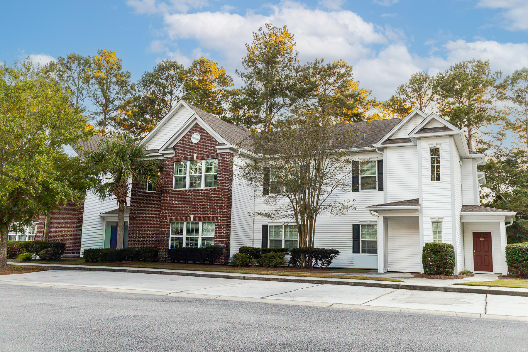 184 Golf View Lane, Summerville