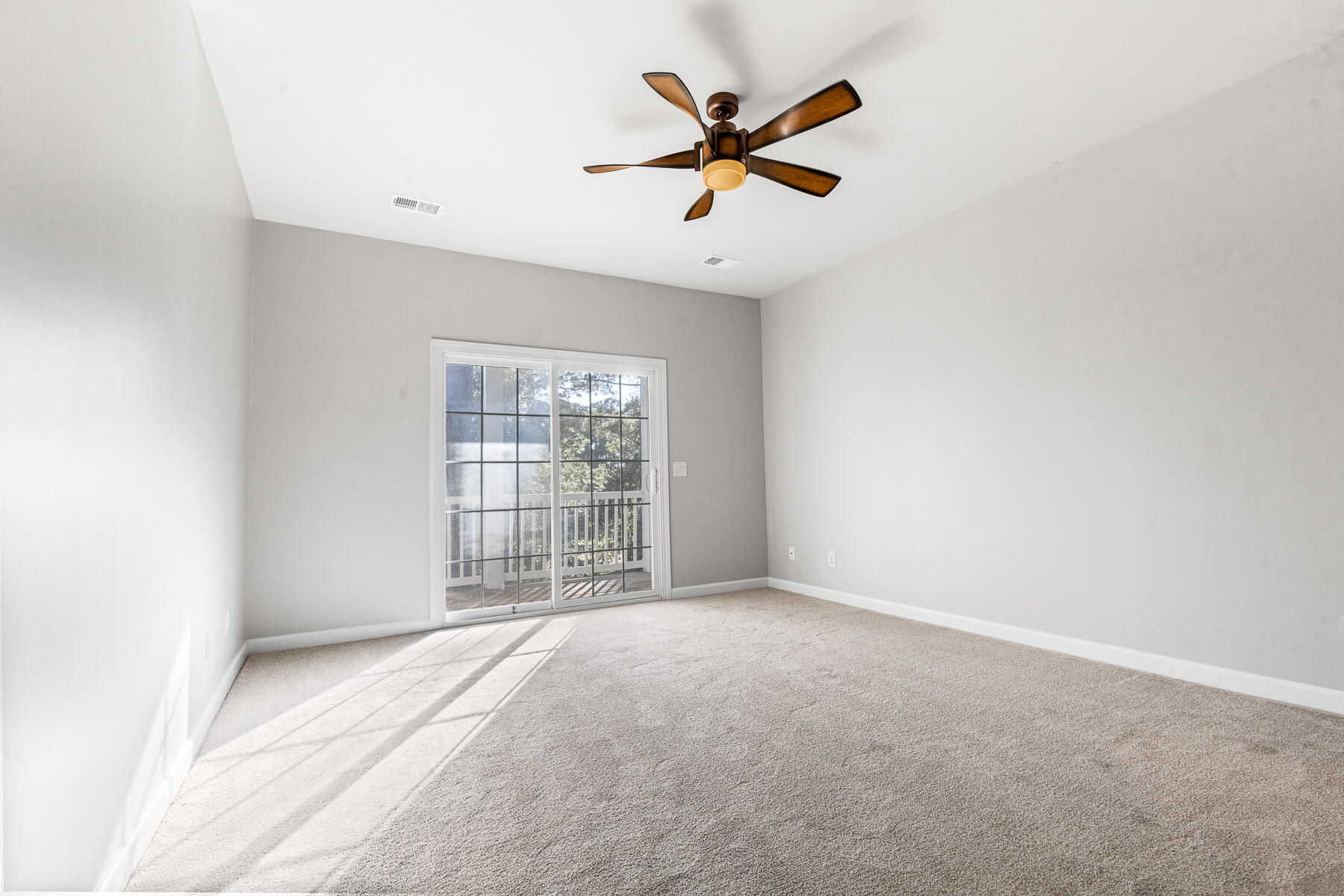 184 Golf View Lane, Summerville