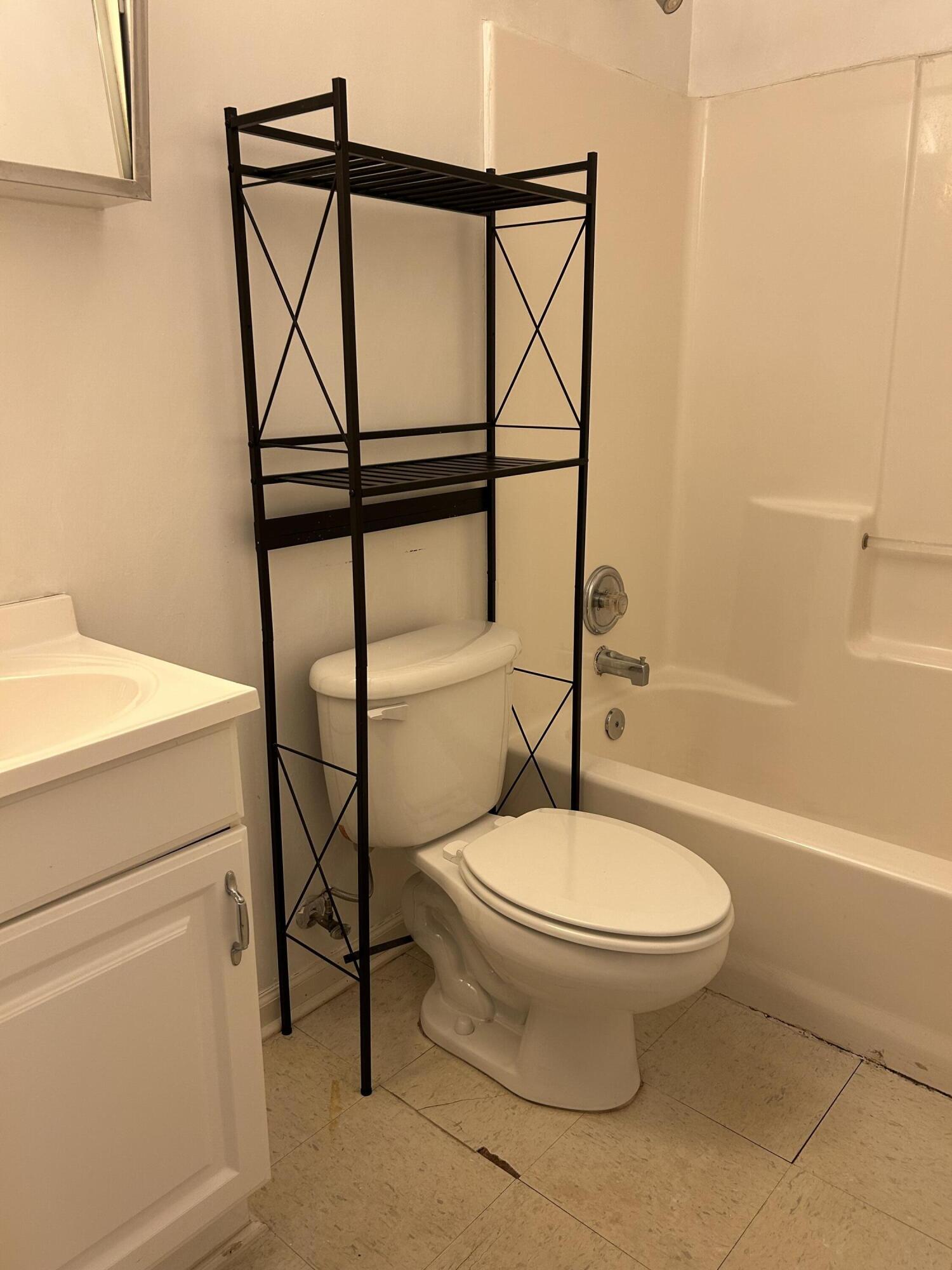 2494 Etiwan Avenue # 5g, Charleston Unit: 5g