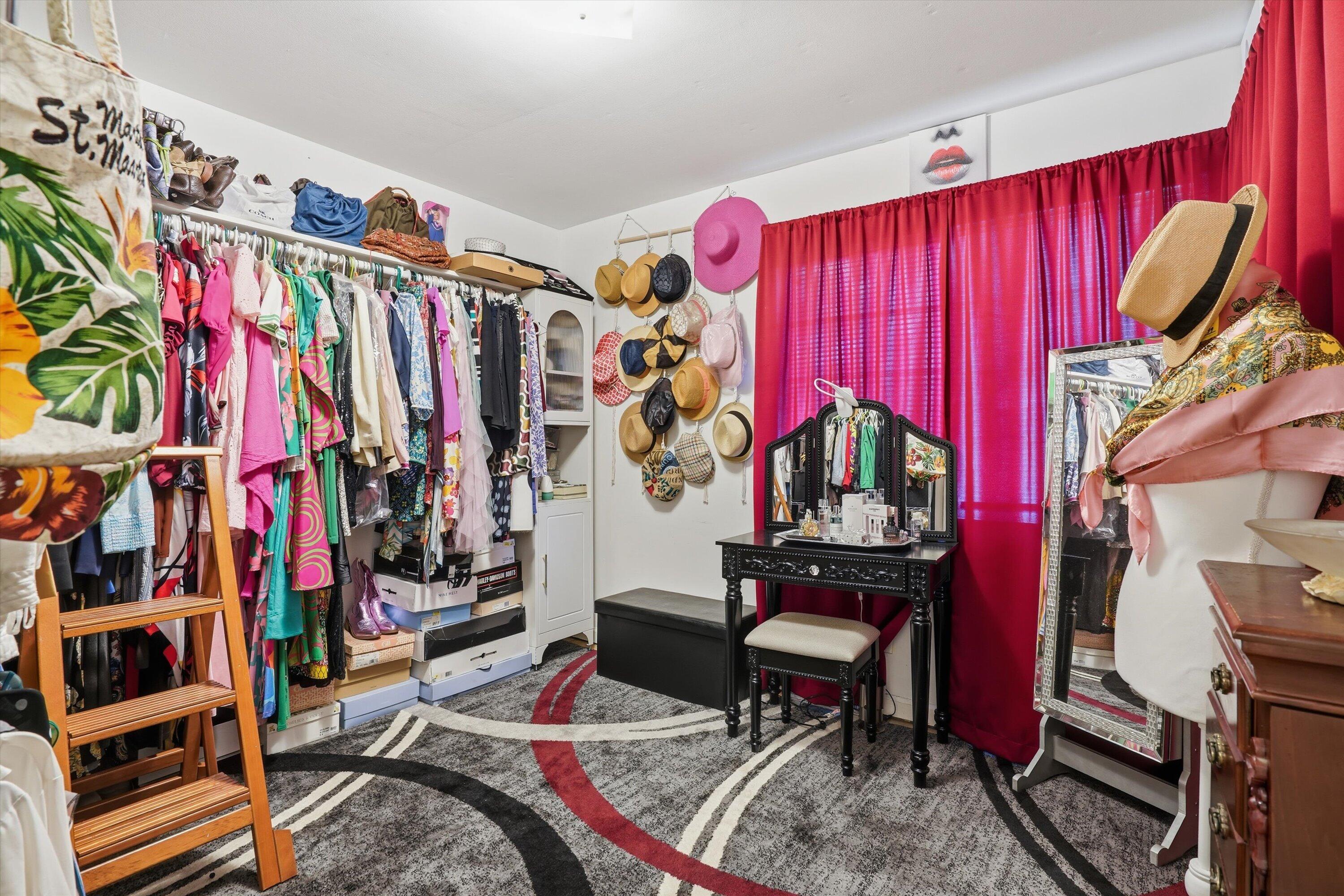 1732 Elm Road, Charleston