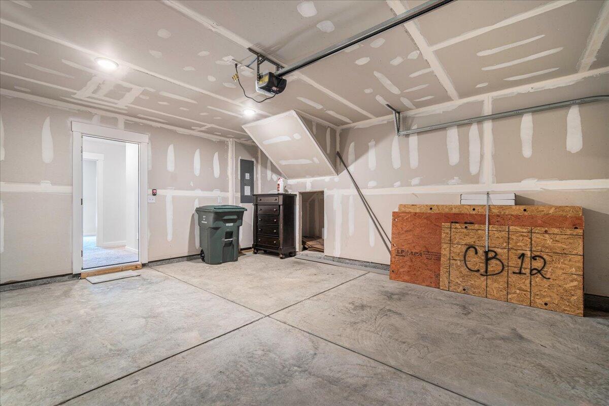 1023 Pettiford Place, Hanahan