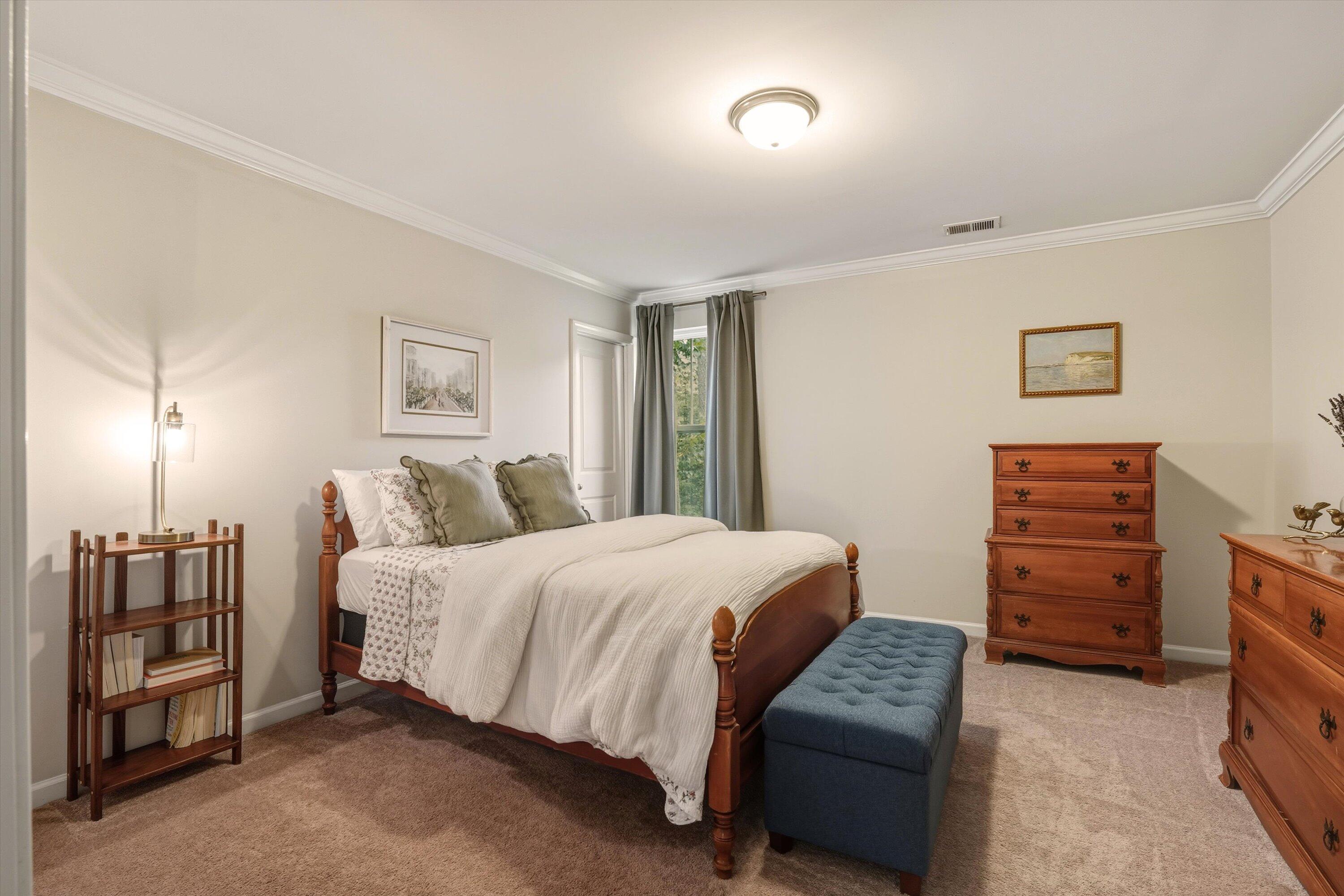 430 War Admiral Lane