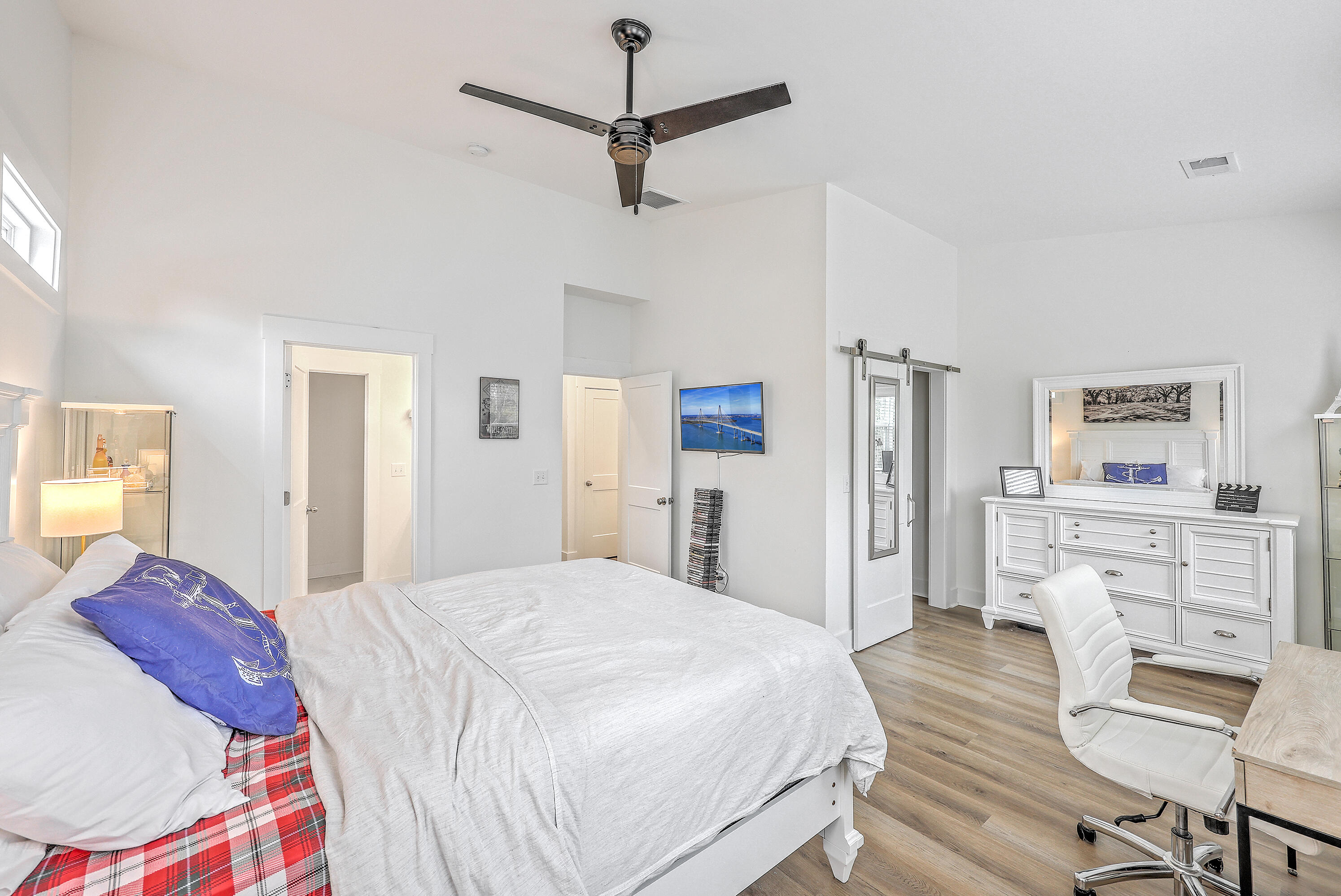 1551 Evergreen Street