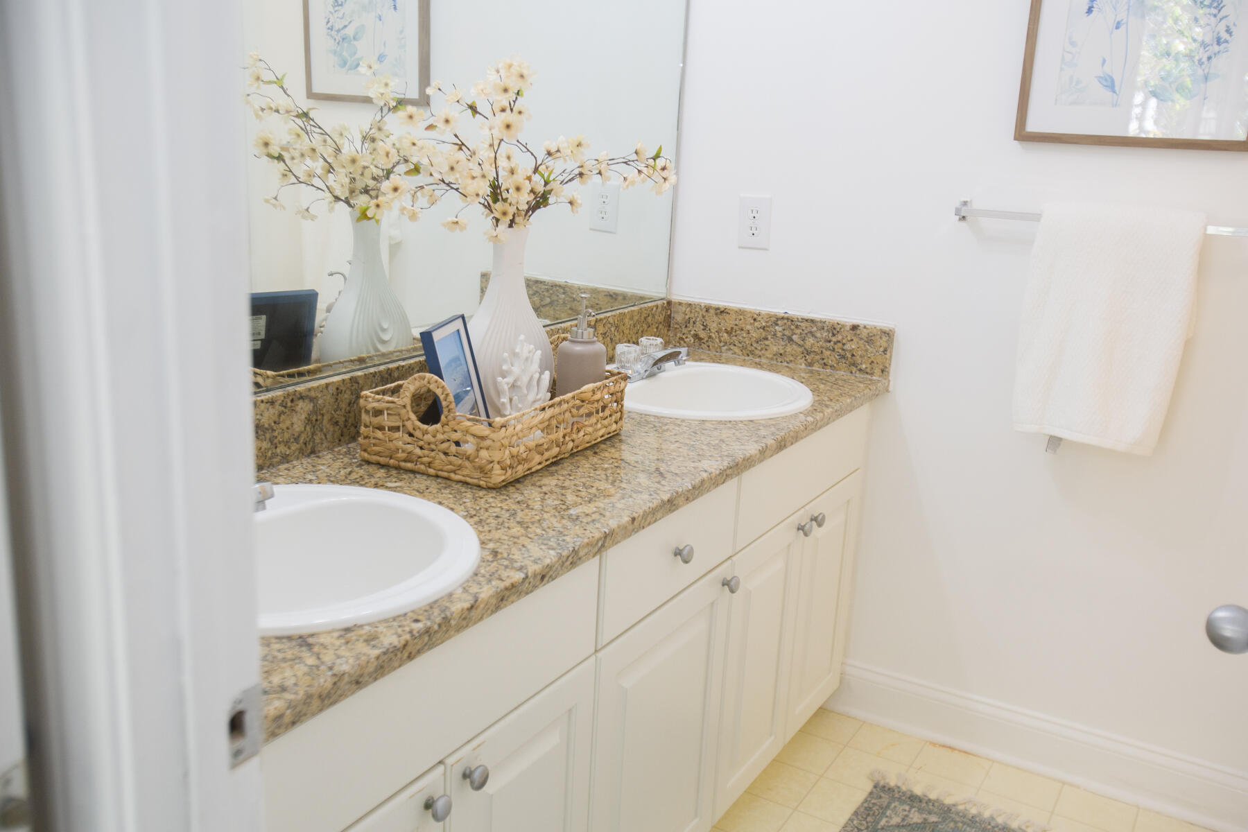 4509 Great Oak Drive