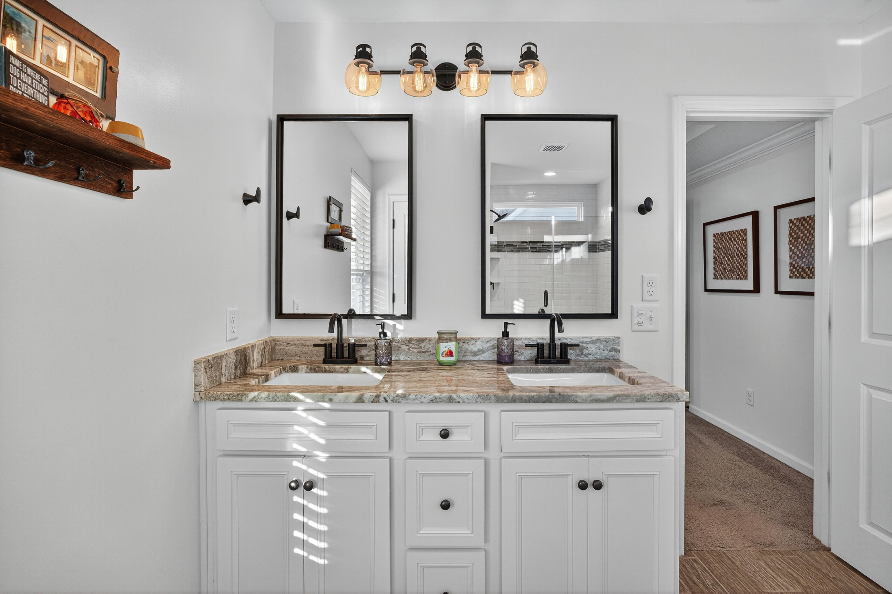 2220 Kemmerlin Street