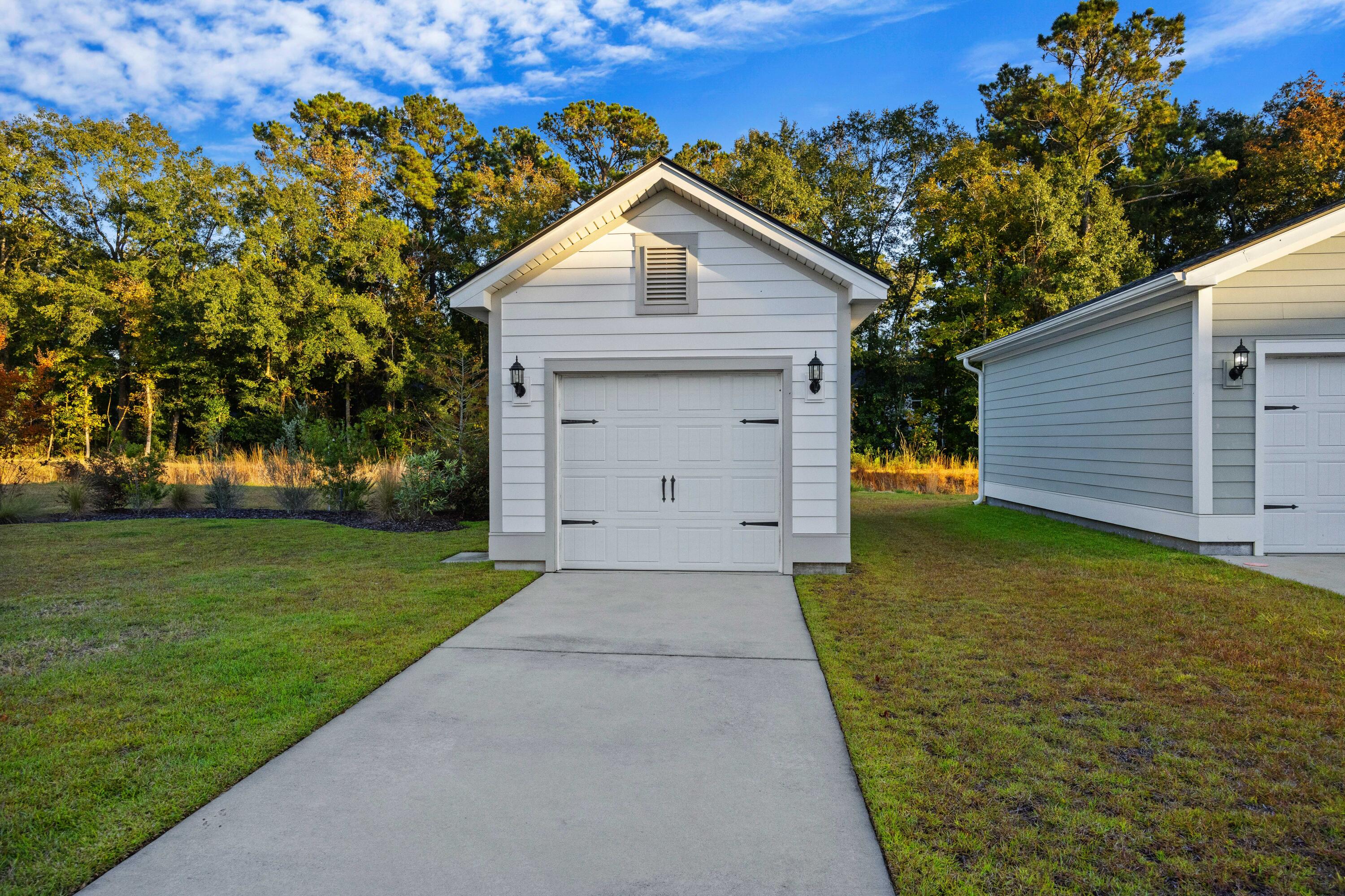 2220 Kemmerlin Street