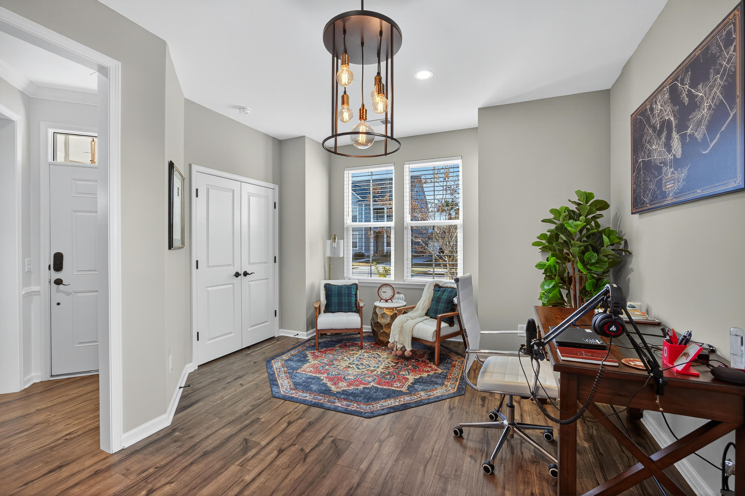 2220 Kemmerlin Street