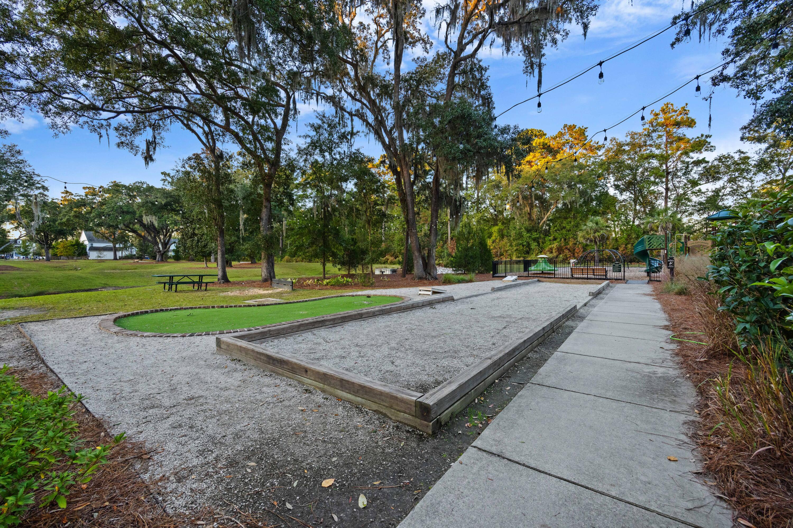 2220 Kemmerlin Street