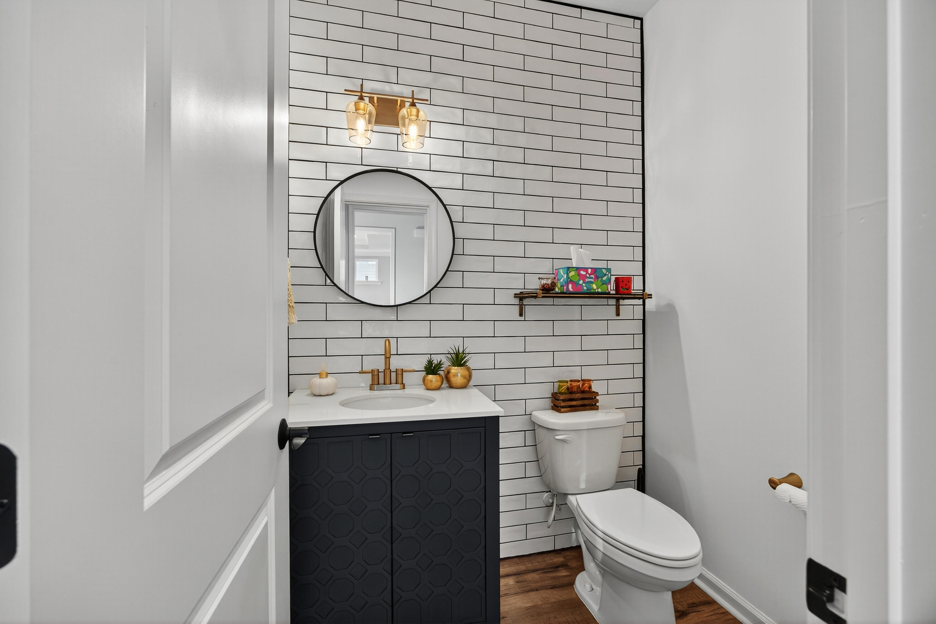 2220 Kemmerlin Street