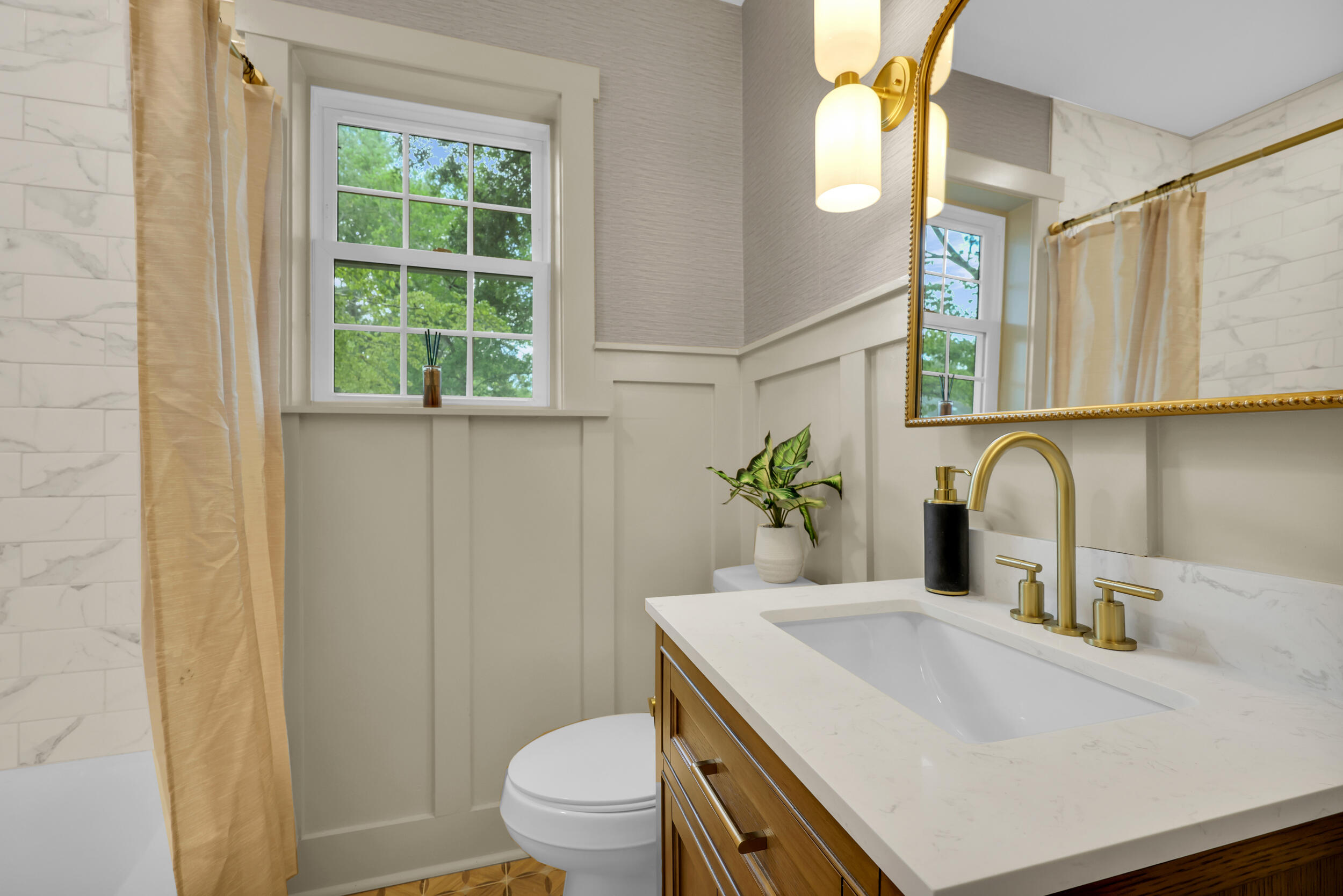 1159 North Boulevard