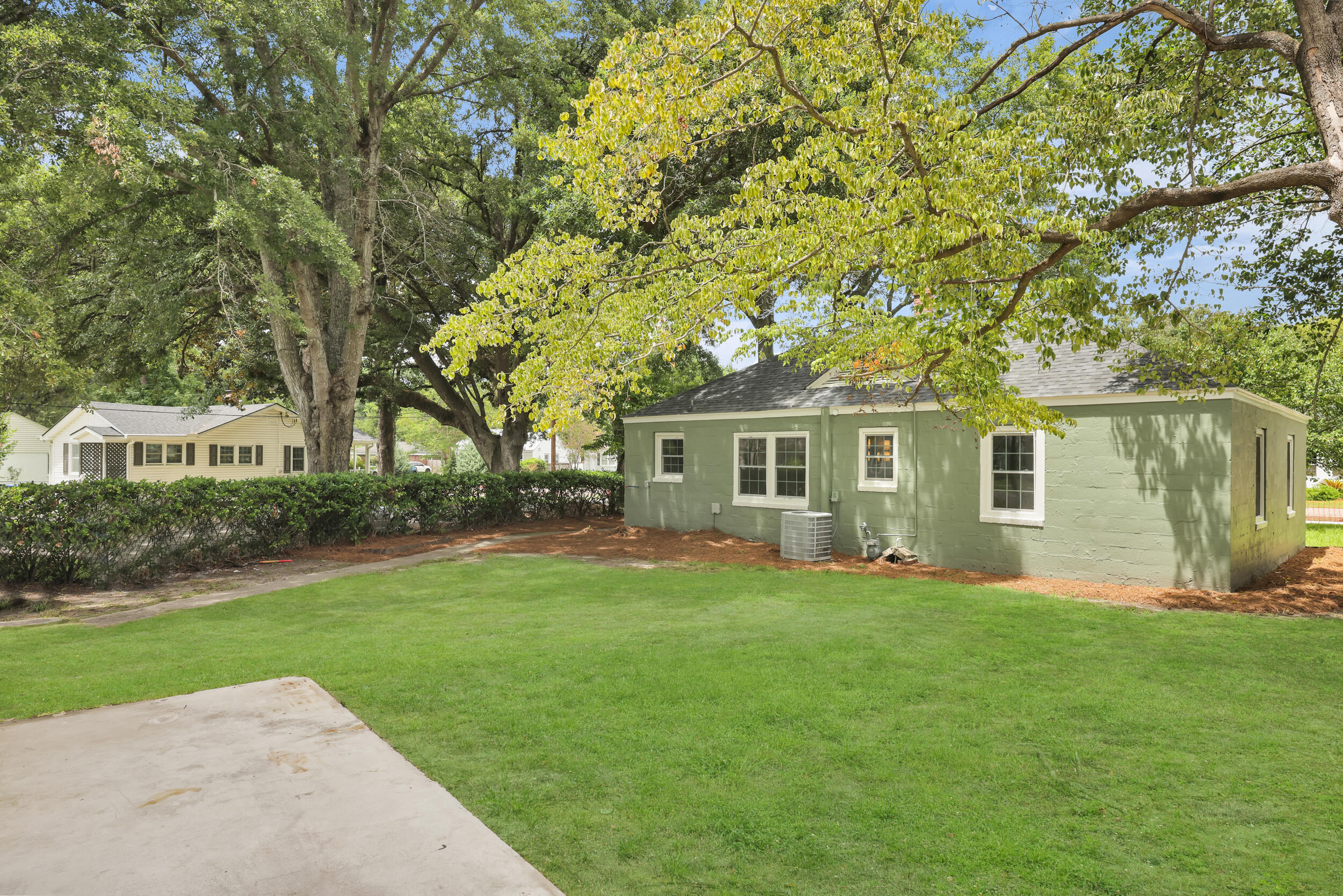 1159 North Boulevard