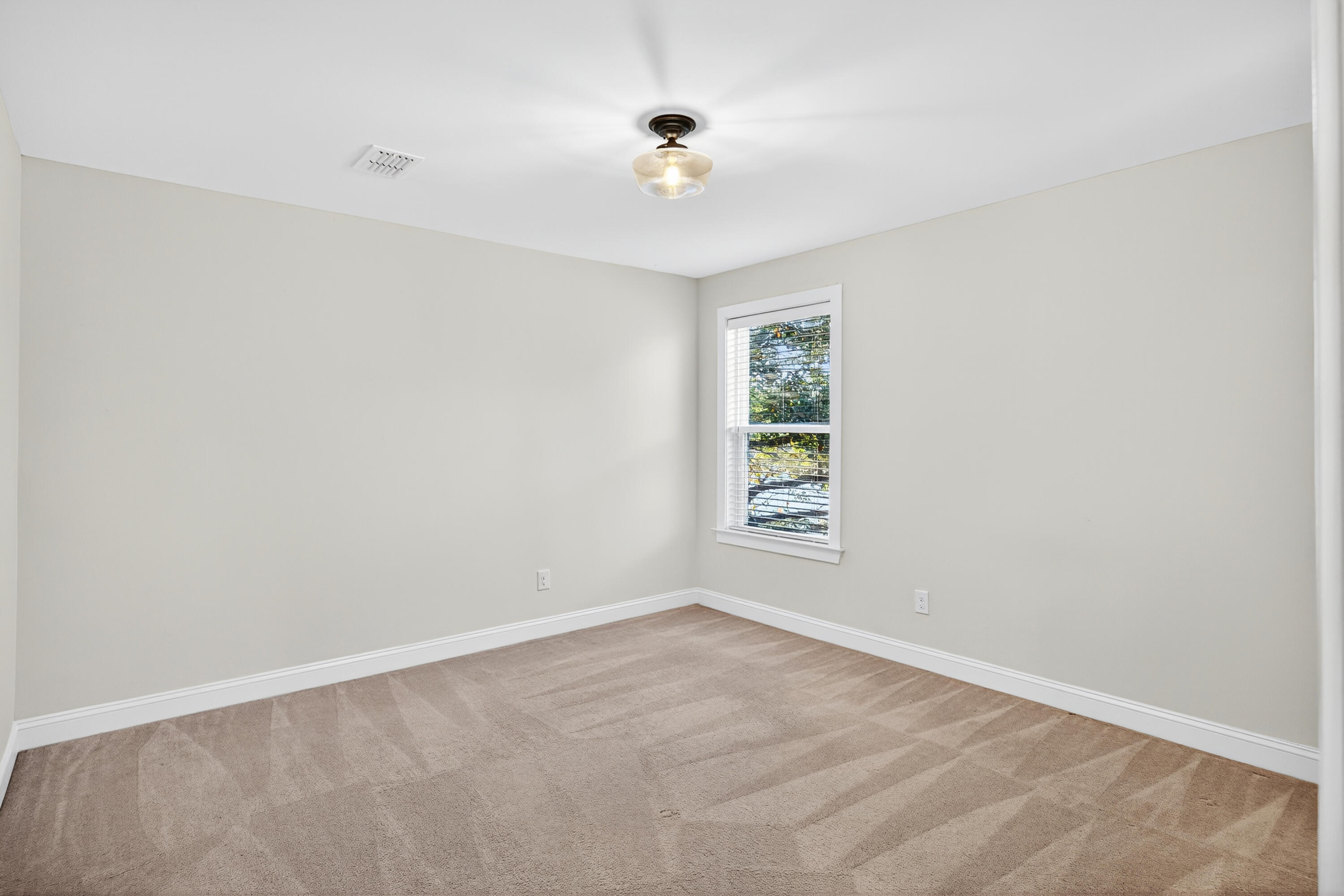 3306 Hartwell Street