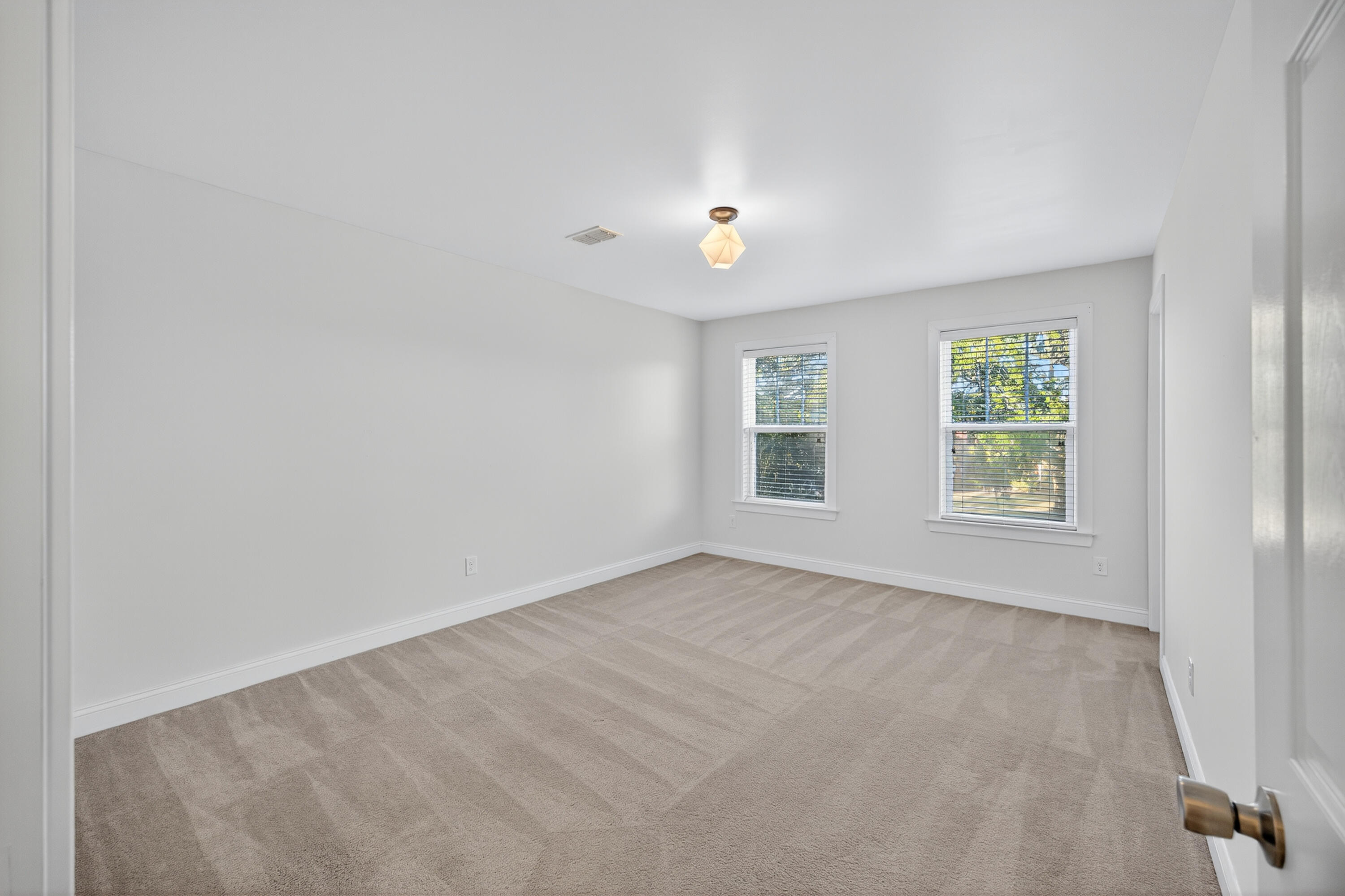 3306 Hartwell Street