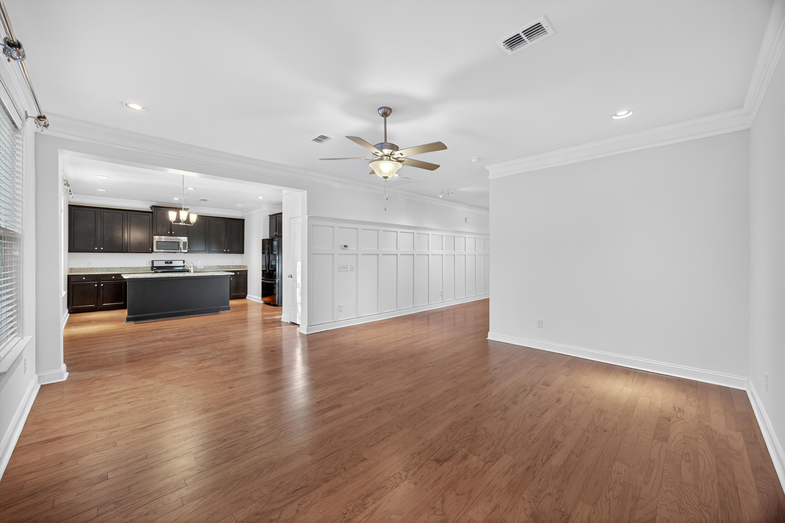 3306 Hartwell Street