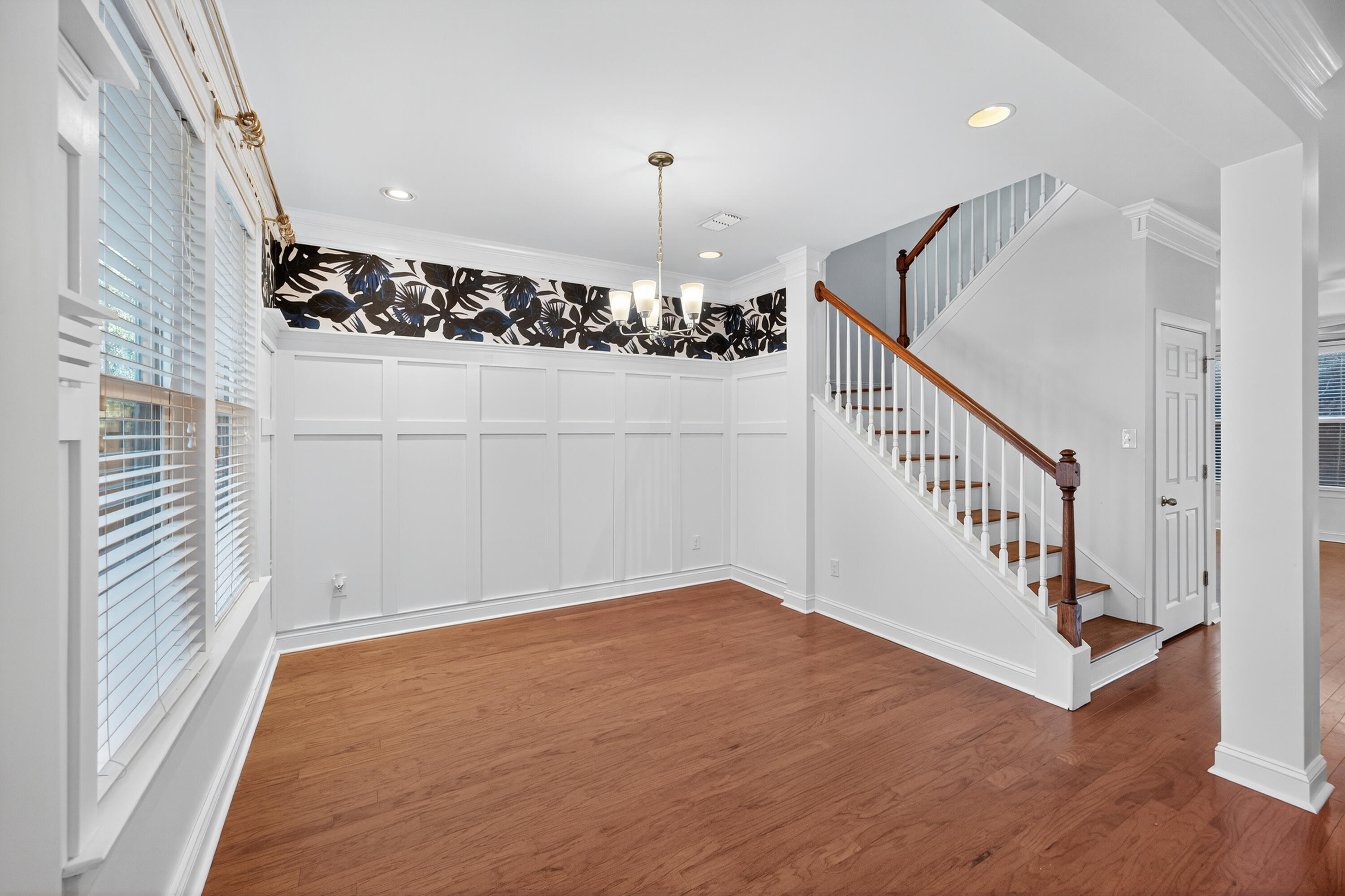 3306 Hartwell Street