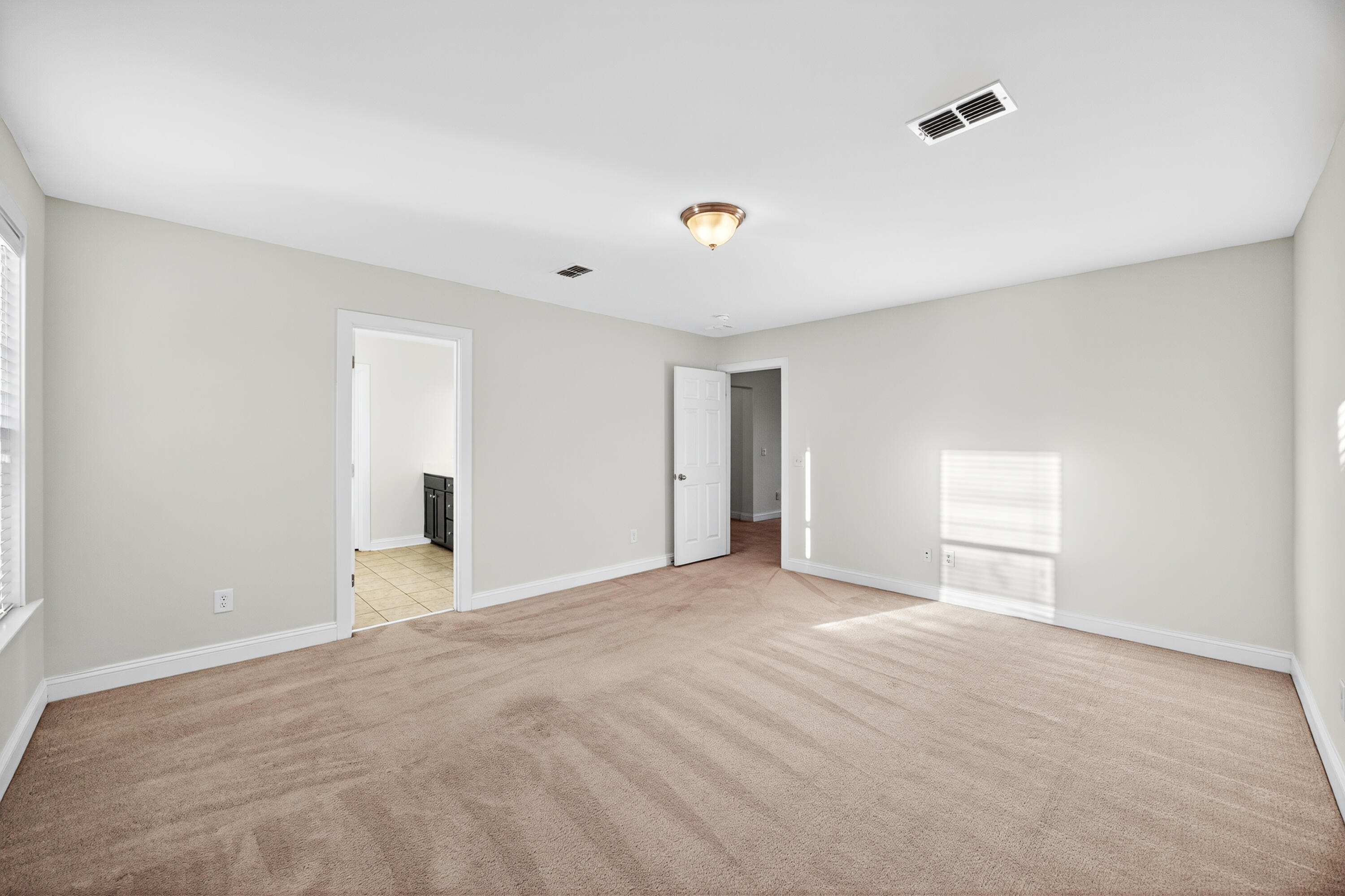 3306 Hartwell Street