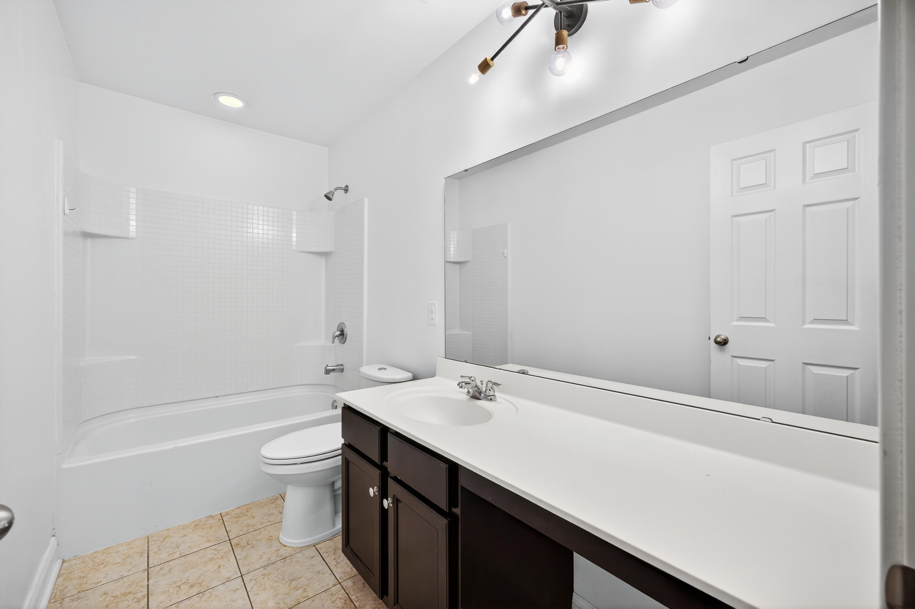 3306 Hartwell Street