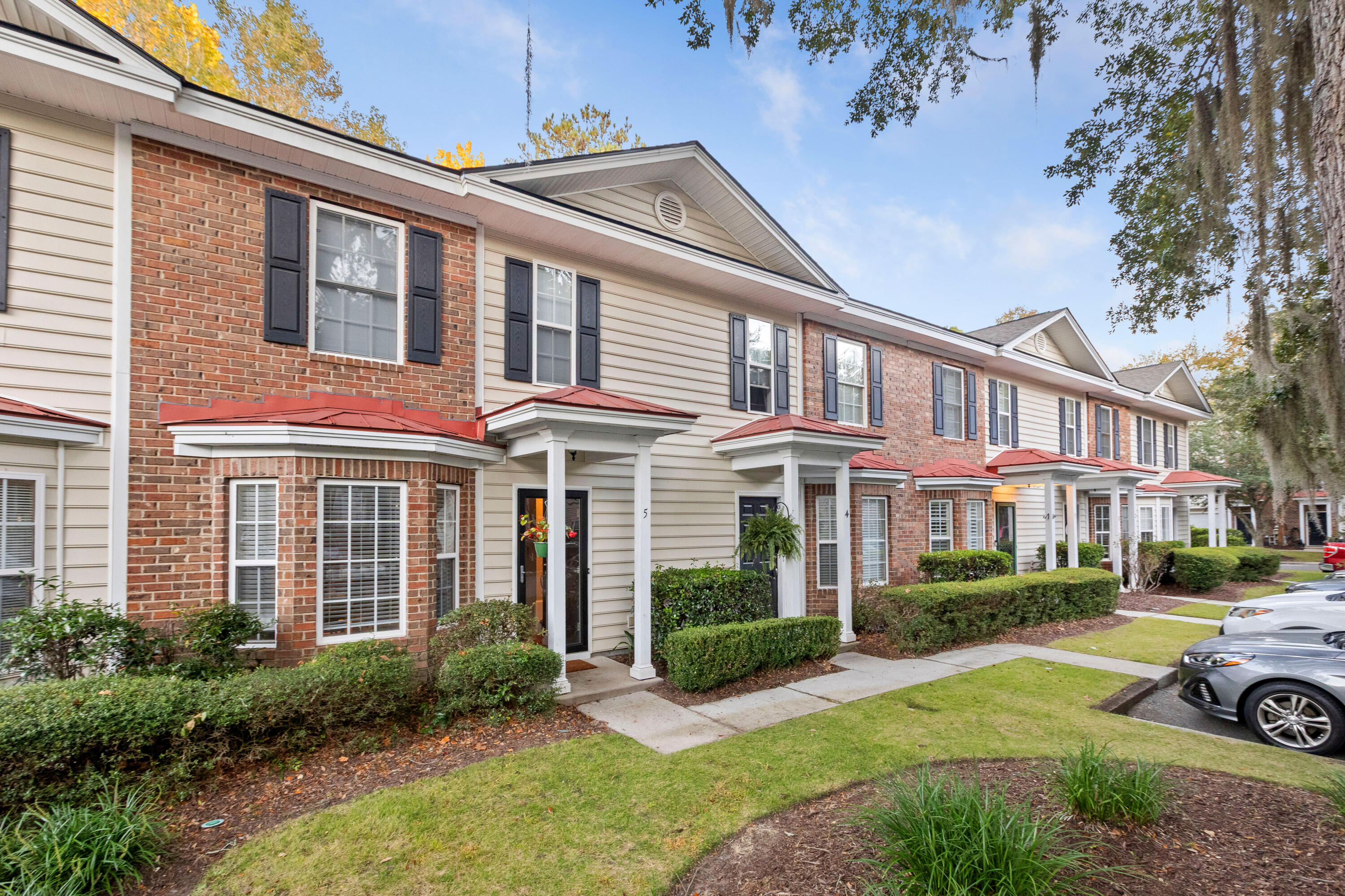 4000 Radcliffe Place Drive # 5 Unit: I-5