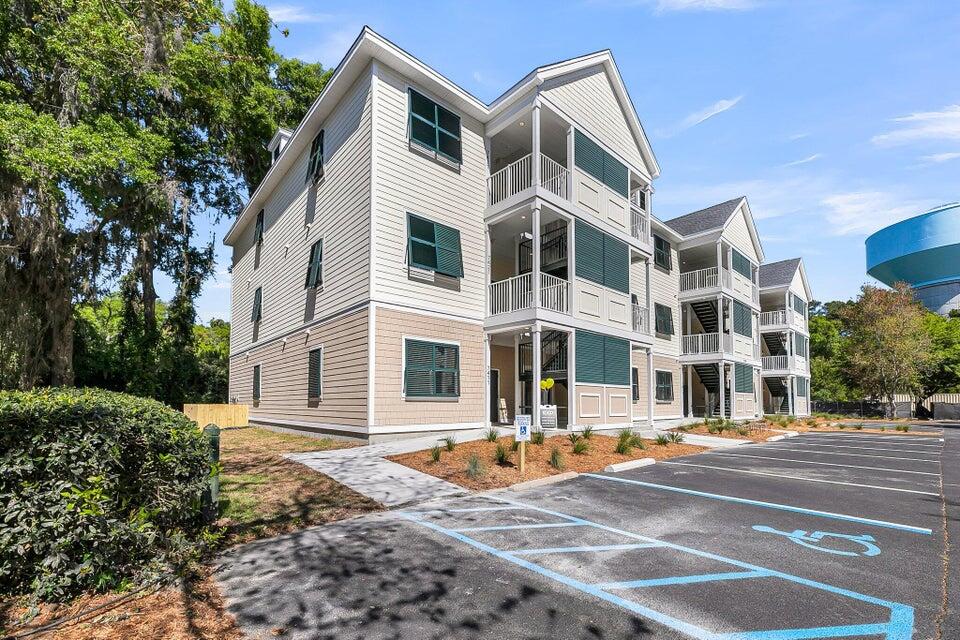 7612 Indigo Palms Way