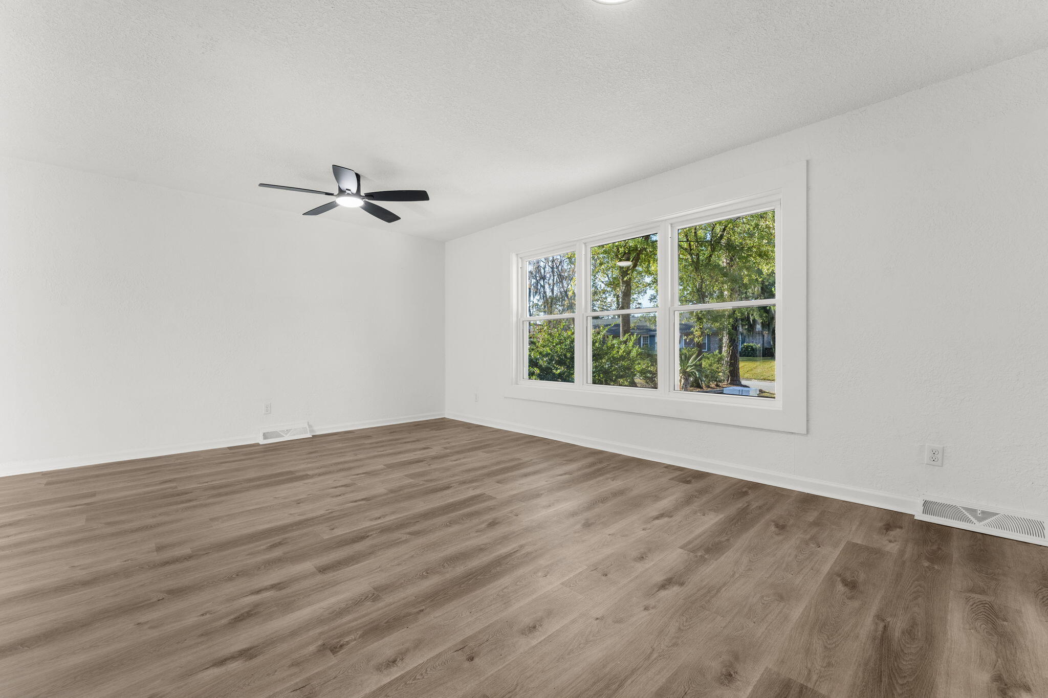 325 Fairington Drive