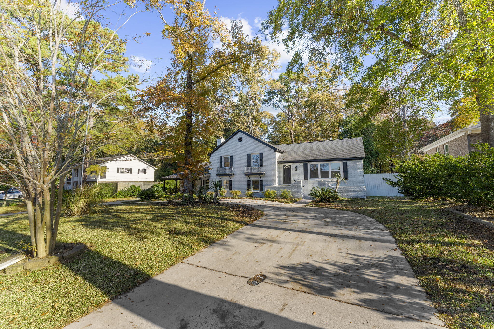 325 Fairington Drive