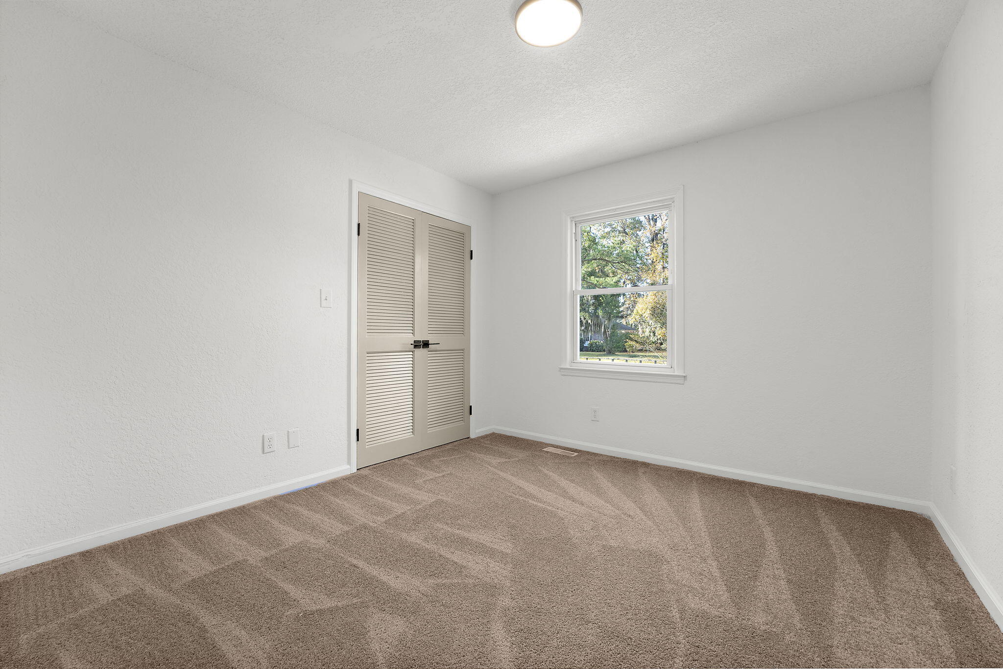 325 Fairington Drive