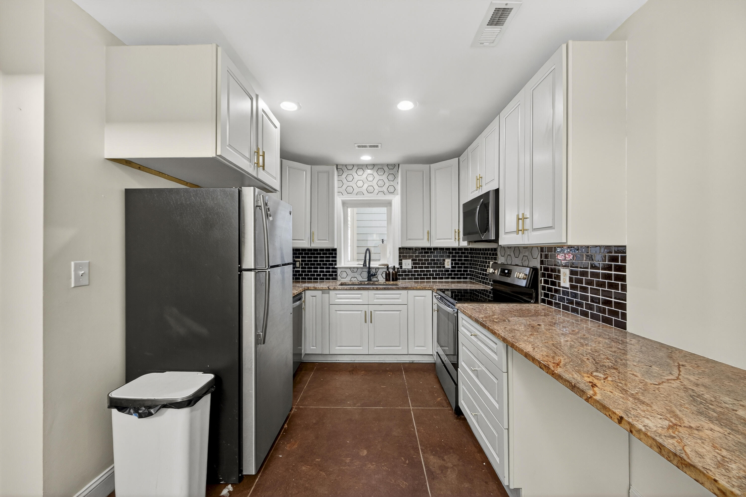 24 Strawberry Lane # B