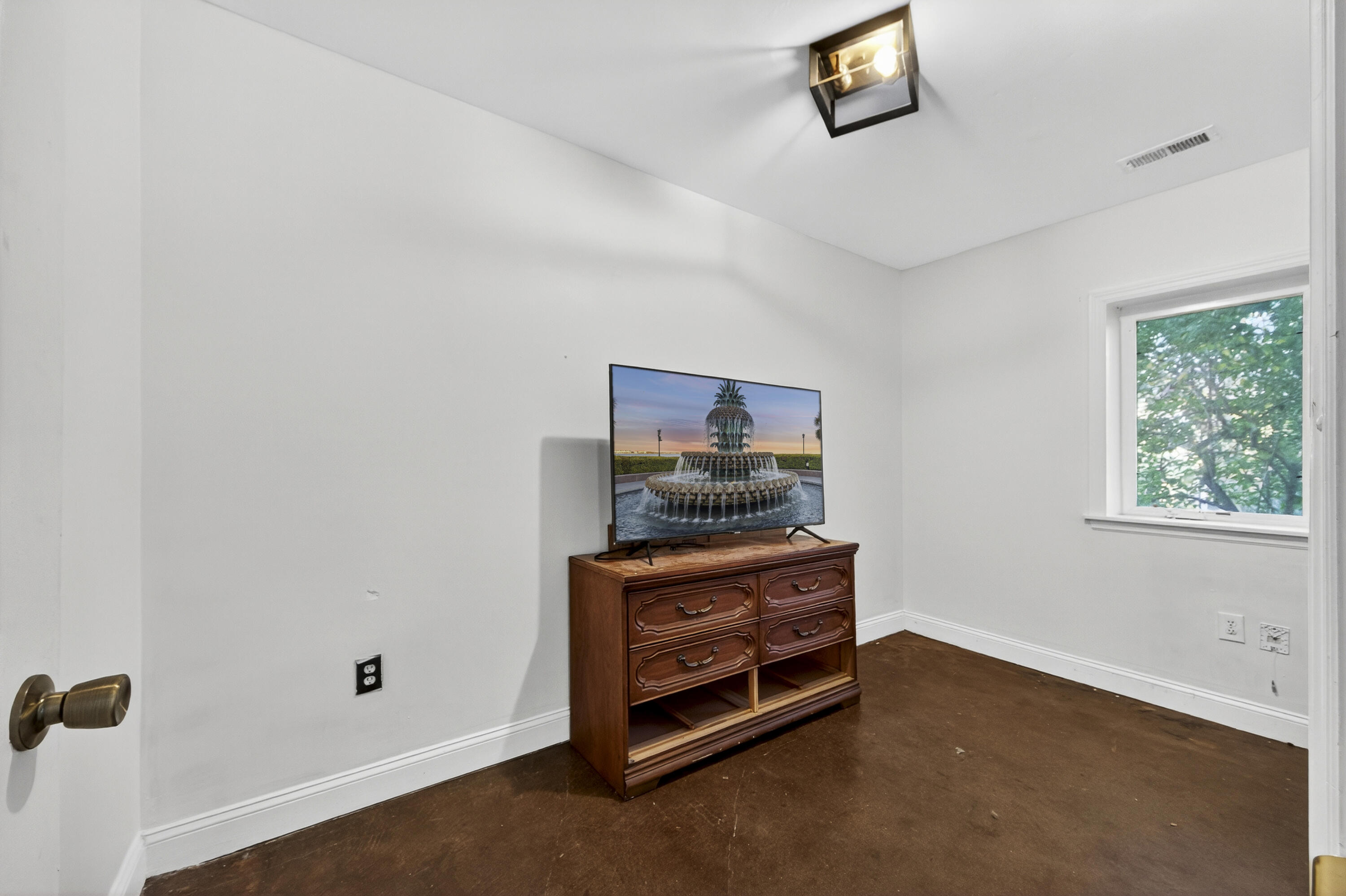 24 Strawberry Lane # B