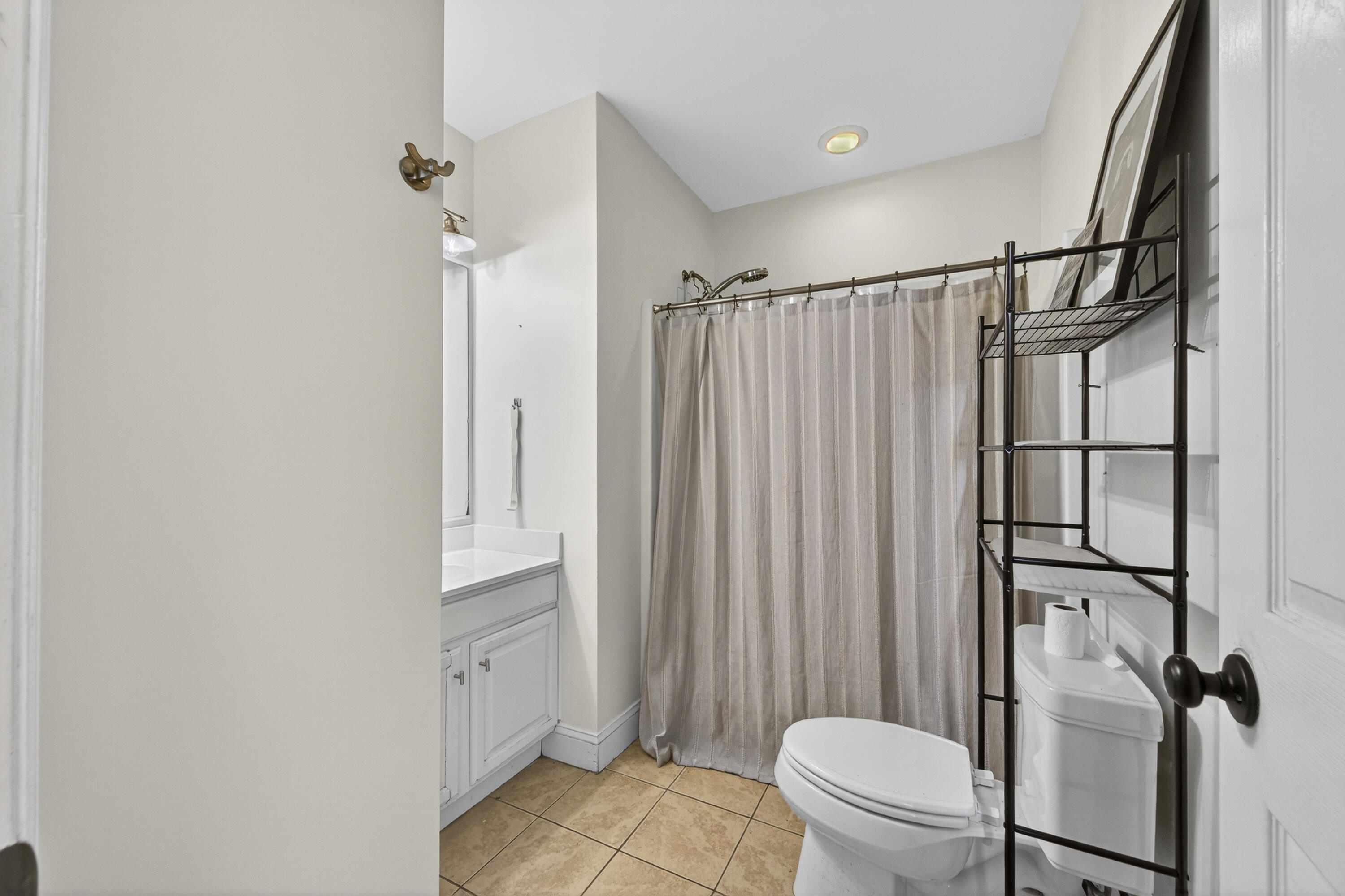 24 Strawberry Lane # B