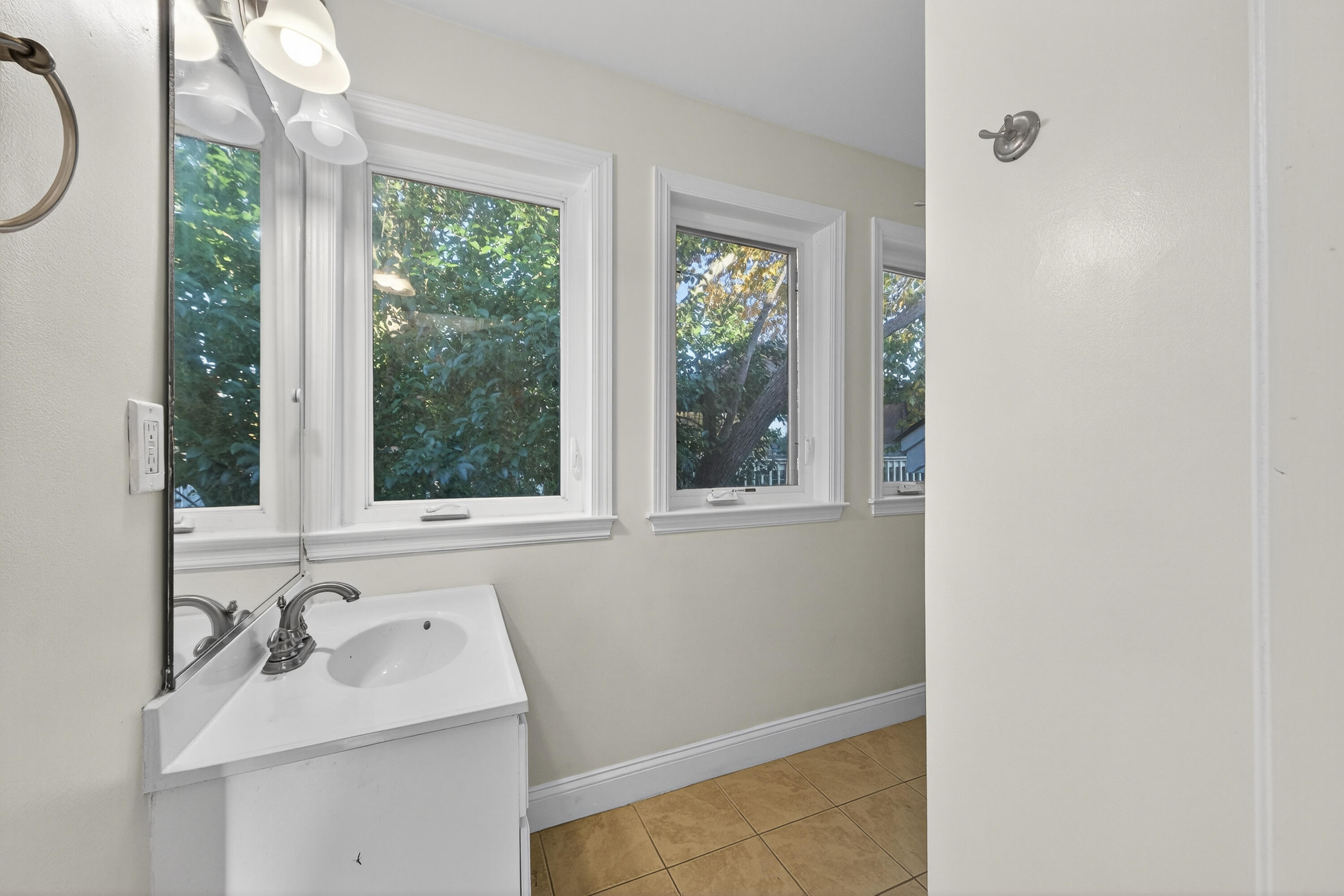 24 Strawberry Lane # B