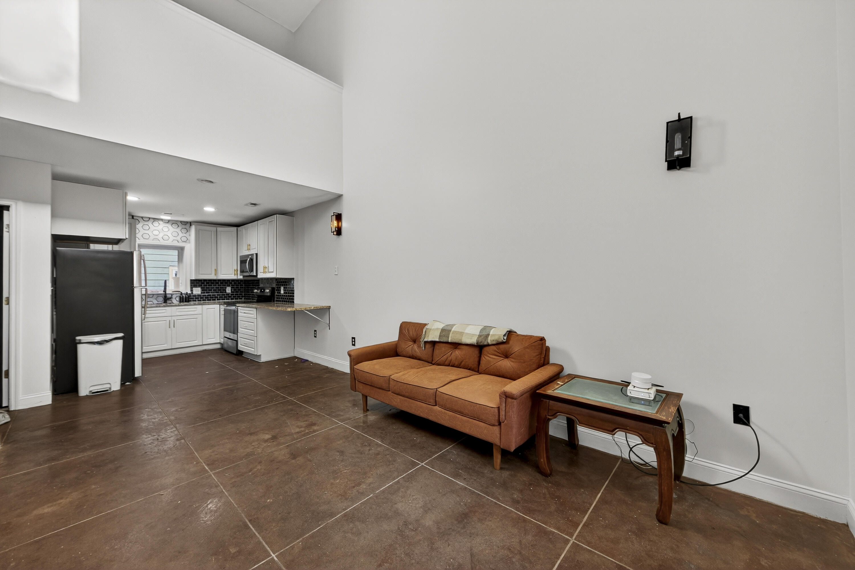 24 Strawberry Lane # B